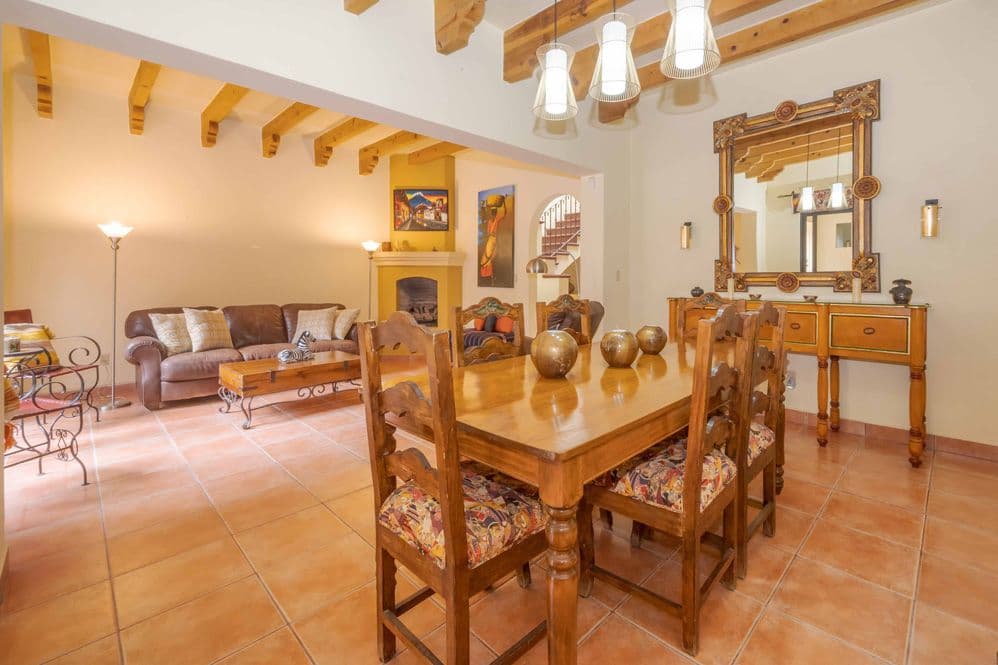 Casa Trueno — La Lejona, San Miguel de Allende — photo 7 — luminous colonial dining and living space