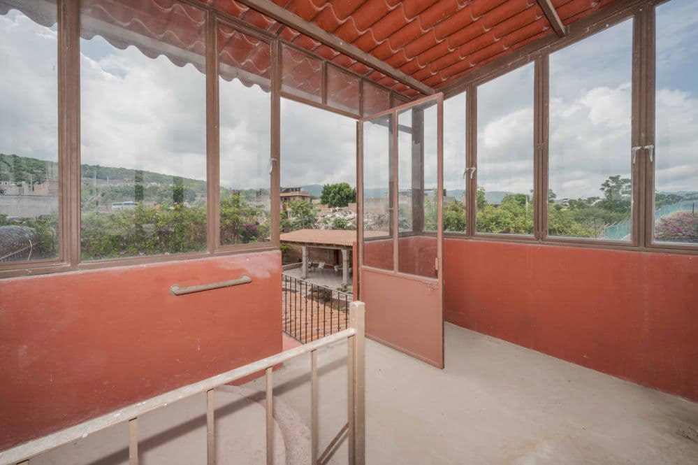 Casa Trueno — La Lejona, San Miguel de Allende — photo 25 — panoramic valley views, charming covered terrace