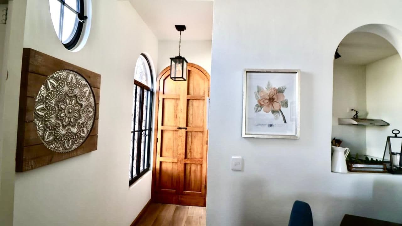 Casa de los Leones — San Miguel de Allende Centro, San Miguel de Allende — photo 48 — charming colonial hallway, rustic elegance