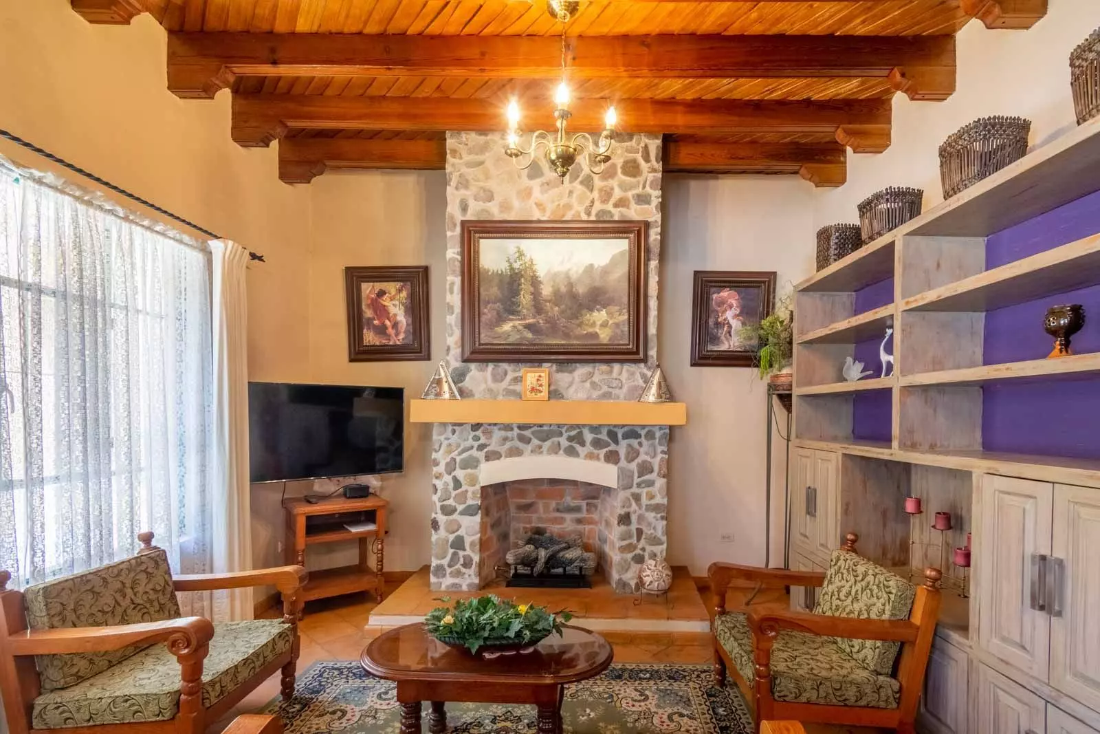 Agua Homes — Atascadero (Arcos de San Miguel), San Miguel de Allende — photo 17 — rustic elegance meets soaring wood beams