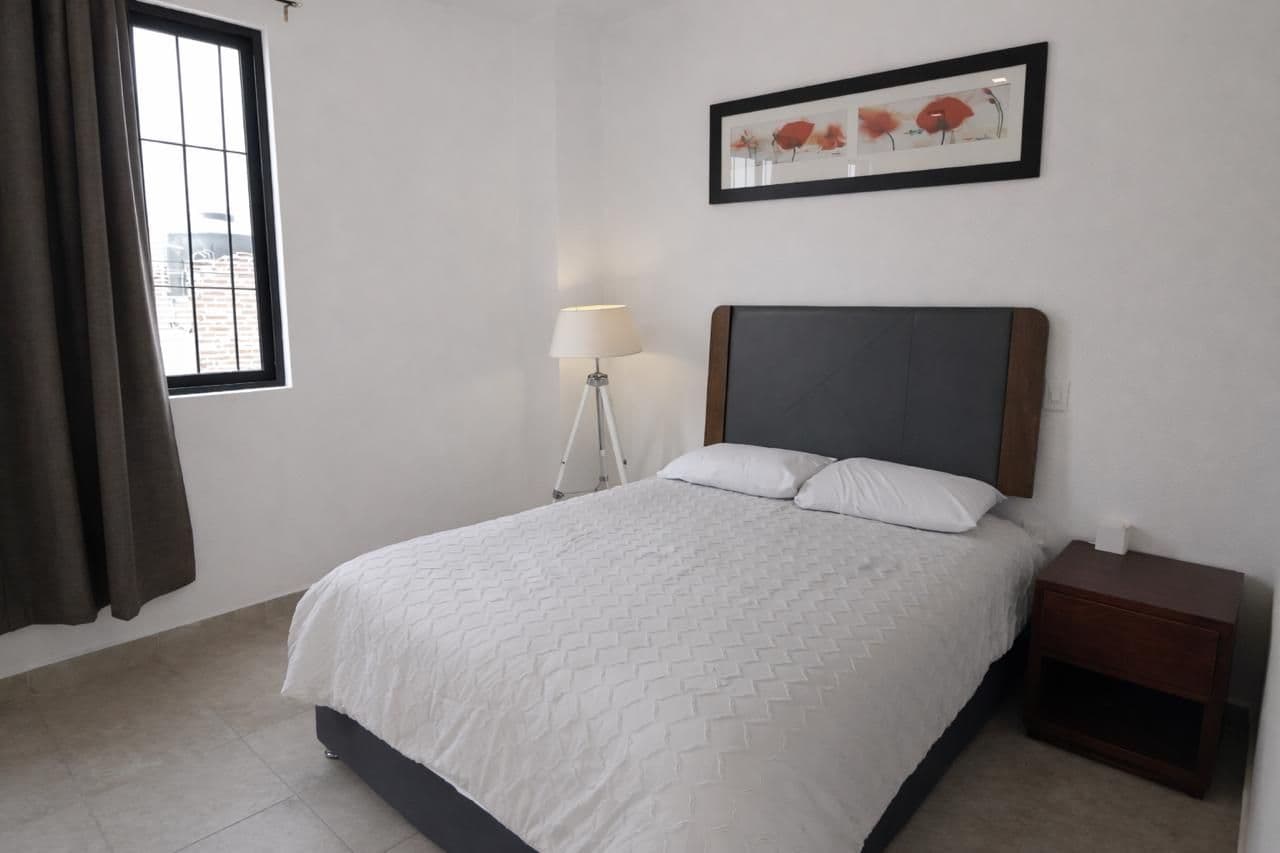 CASA DEL PUENTE DE UMARÁN — Centro, San Miguel de Allende — photo 8 — serene bedroom with luminous natural light
