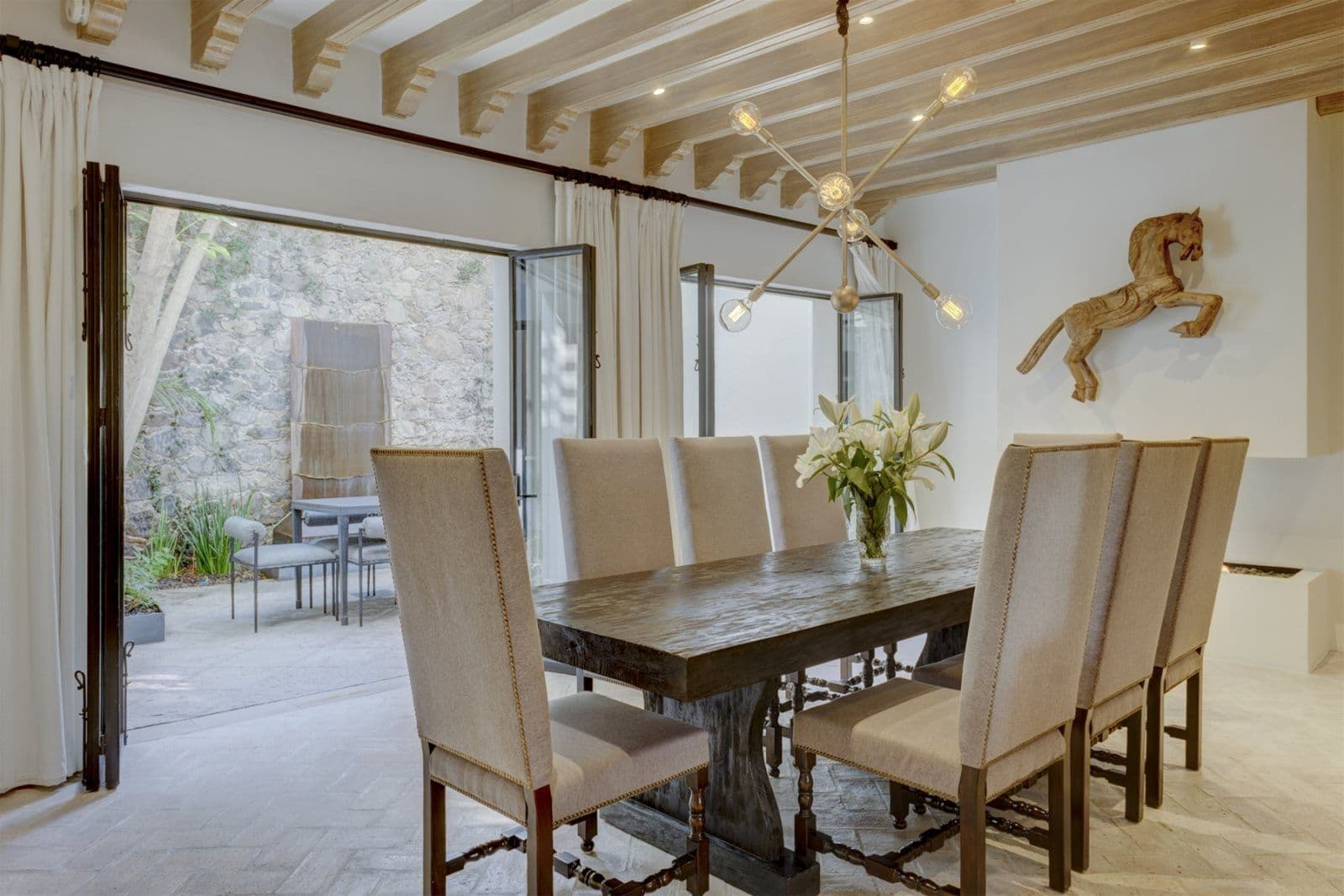 Casa Arcadia — Centro, San Miguel de Allende — photo 6 — sophisticated dining with exposed beams elegance