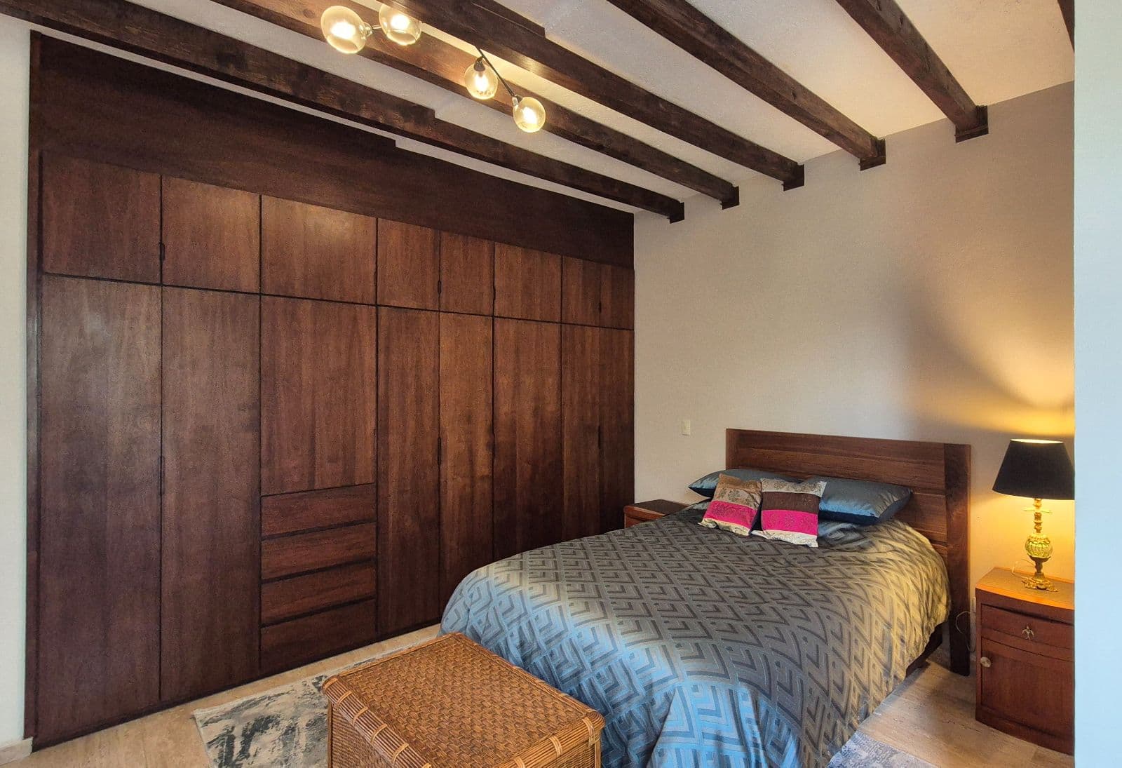 Casa de Llano — La Palmita, San Miguel de Allende — photo 10 — rustic elegance meets modern comfort