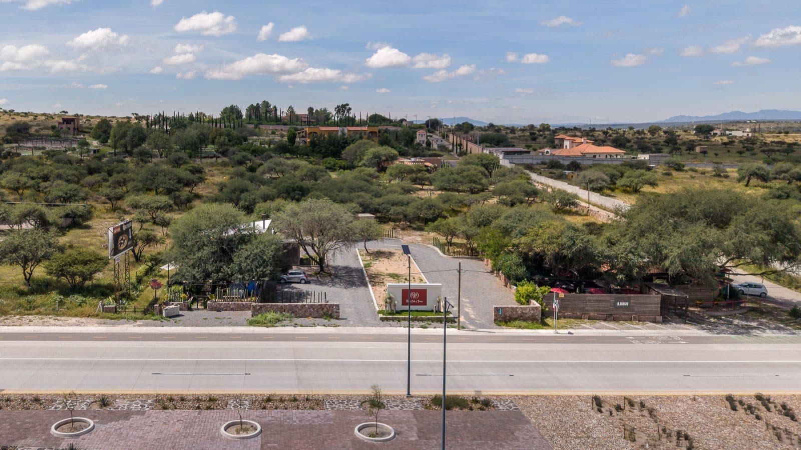 Cielo y Tierra — El Cortijo, San Miguel de Allende — photo 5 — expansive valley views, charming colonial hillside
