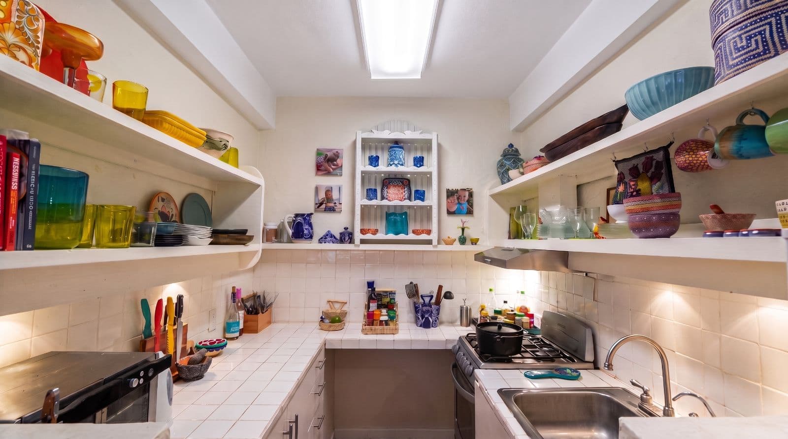 Condo Lelé — Centro, San Miguel de Allende — photo 8 — vibrant, light-filled artisan kitchen