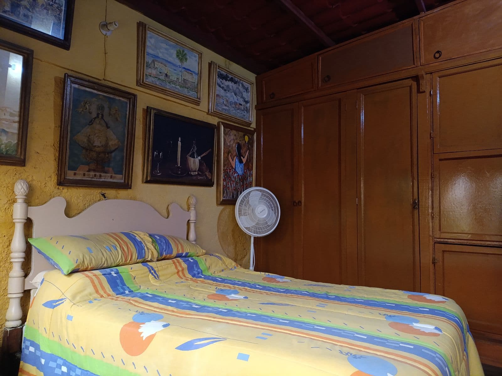 Casa y Casita en el Centro de San Miguel — Centro, San Miguel de Allende — photo 2 — charming colonial bedroom, authentic character