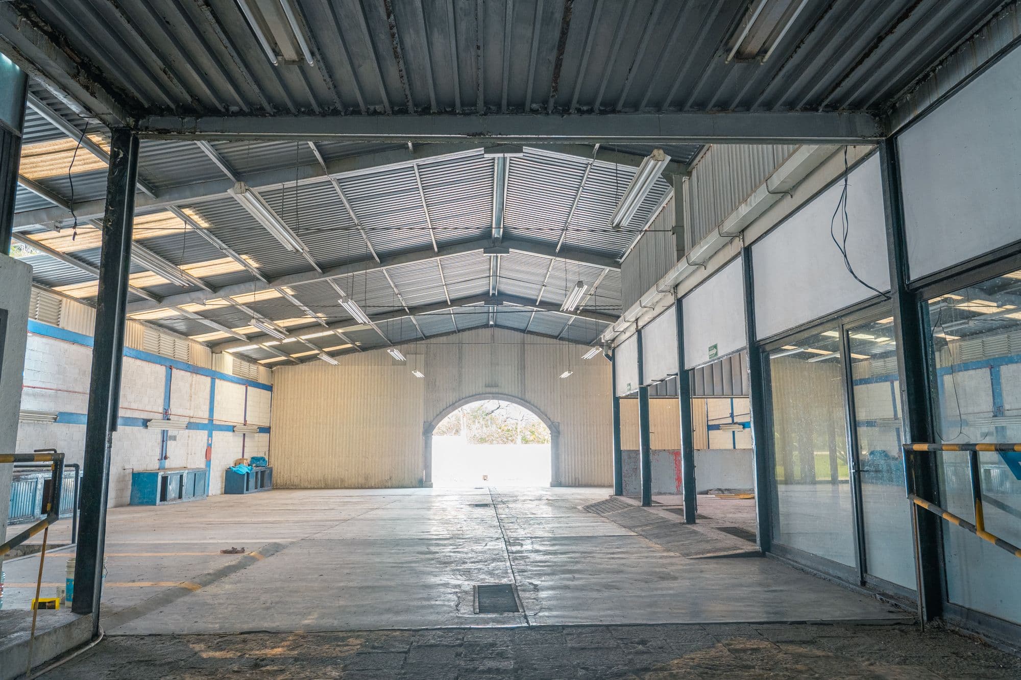 El Prado — Centro, San Miguel de Allende — photo 22 — expansive light-filled industrial studio space