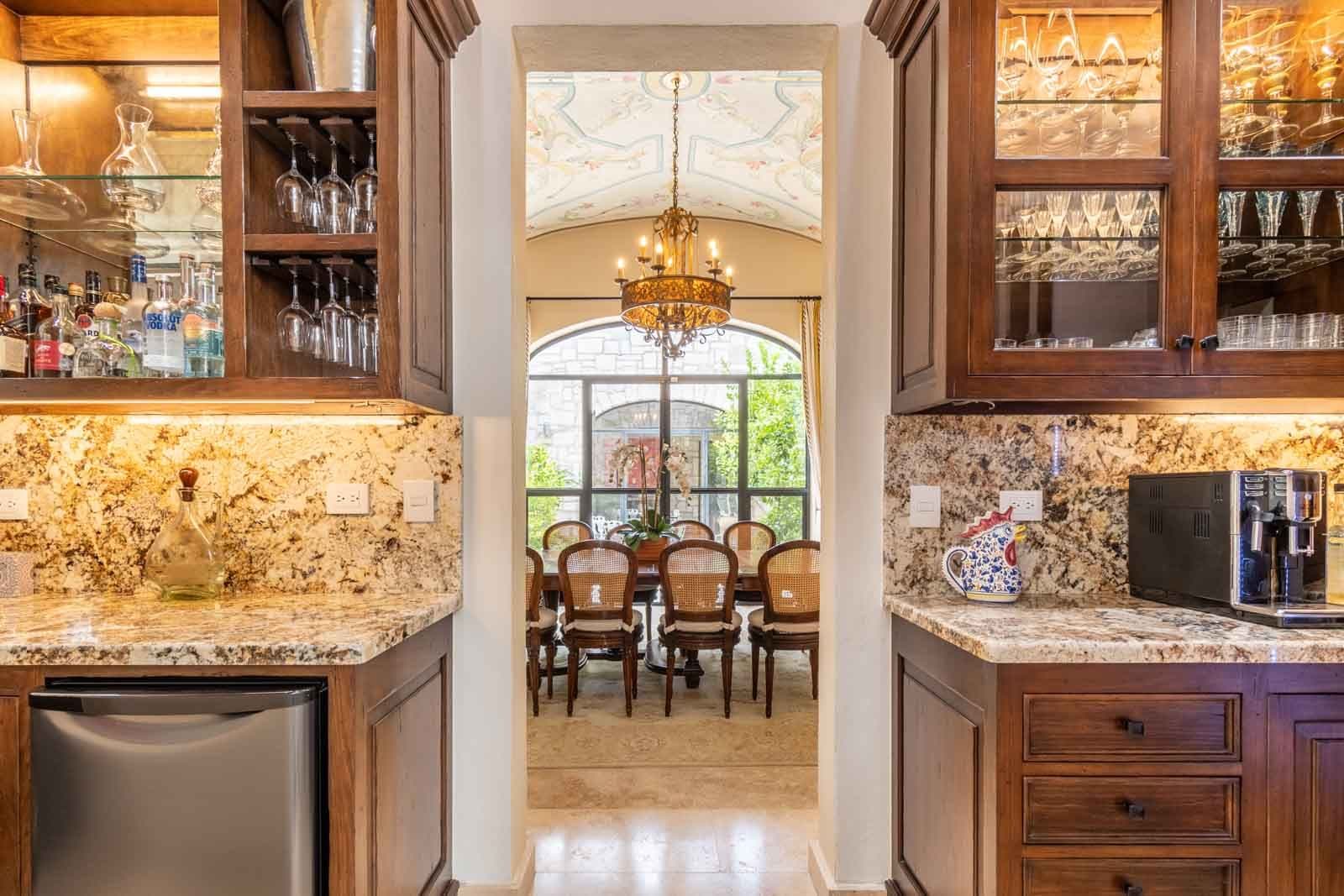 Casa Cosmati — Atascadero (Arcos de San Miguel), San Miguel de Allende — photo 14 — elegant wet bar, timeless sophistication