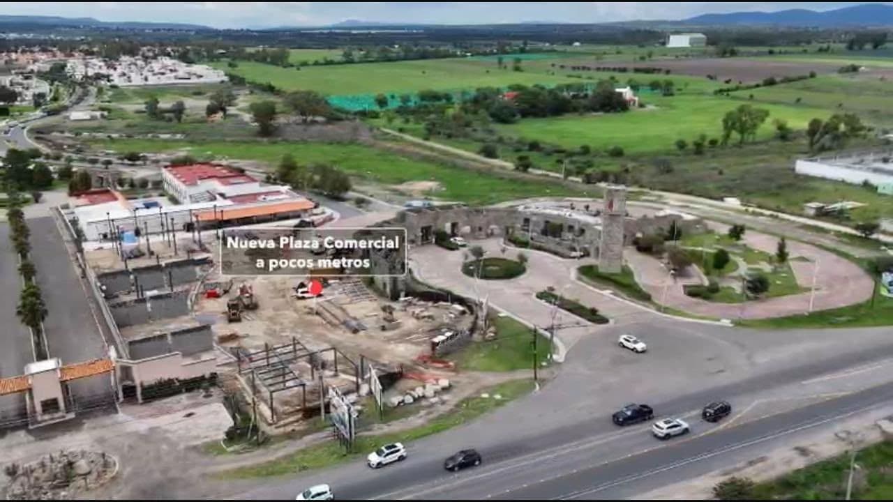 Terreno en Venta en San Miguel de Allende — Zirándaro, San Miguel de Allende — photo 5 — emerging commercial district, verdant pastoral vistas