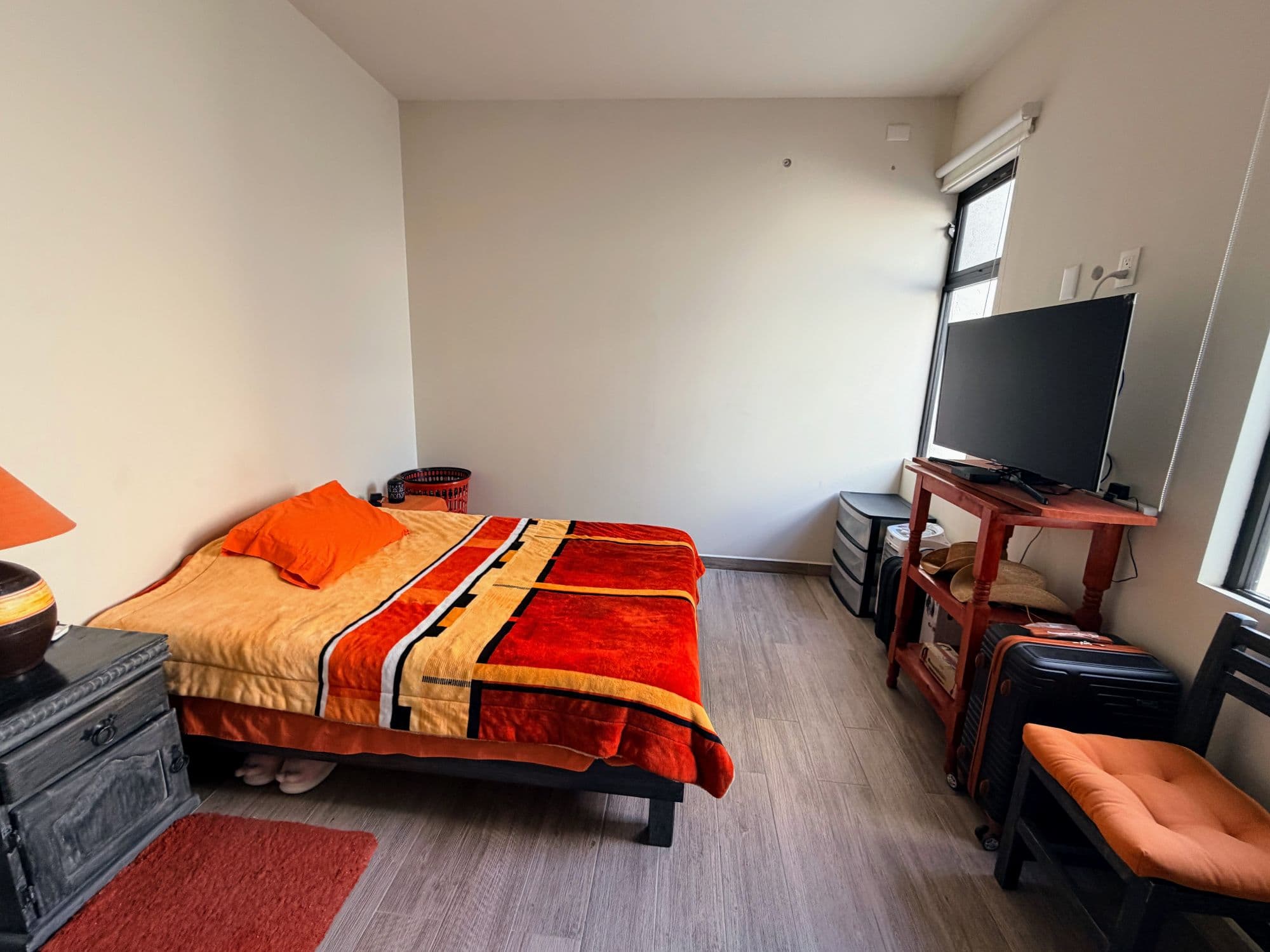 Casa Luis Gonzaga — Quinta de Allende, San Miguel de Allende — photo 6 — bright, spacious bedroom with character