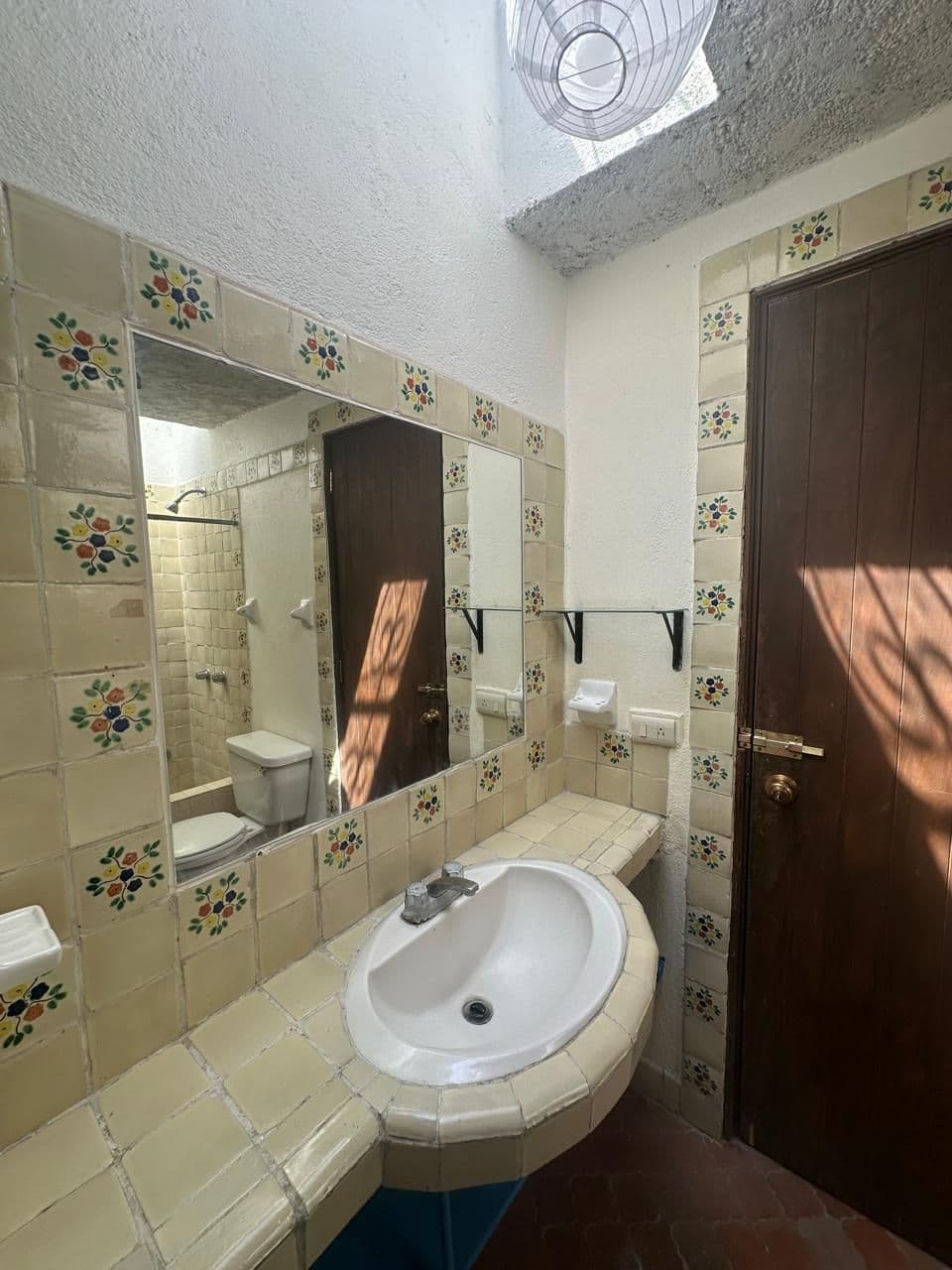 Casa Guadiana Original — Guadiana, San Miguel de Allende — photo 10 — charming traditional mexican bathroom