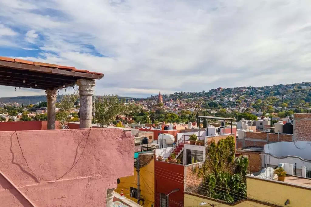 Lote Refugio San Antonio — San Antonio, San Miguel de Allende — photo 2 — panoramic hillside views, colonial charm