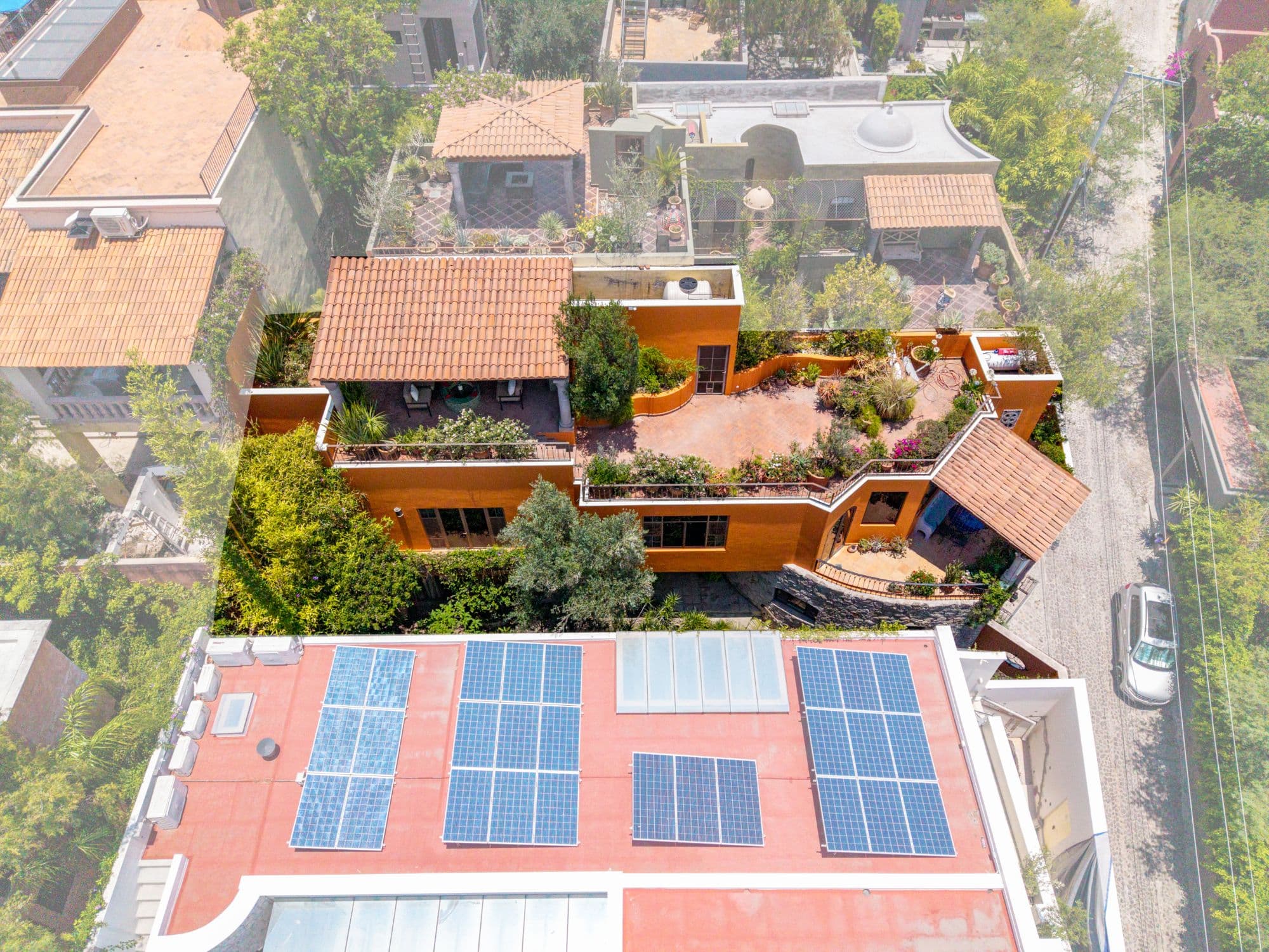 Casa Cascada — Ojo de Agua, San Miguel de Allende — photo 22 — vibrant sustainable architecture, terraced gardens