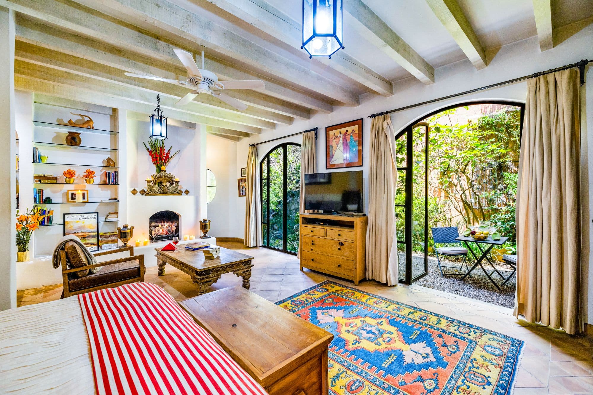 Casa Cascada — Ojo de Agua, San Miguel de Allende — photo 14 — luminous colonial living with garden views