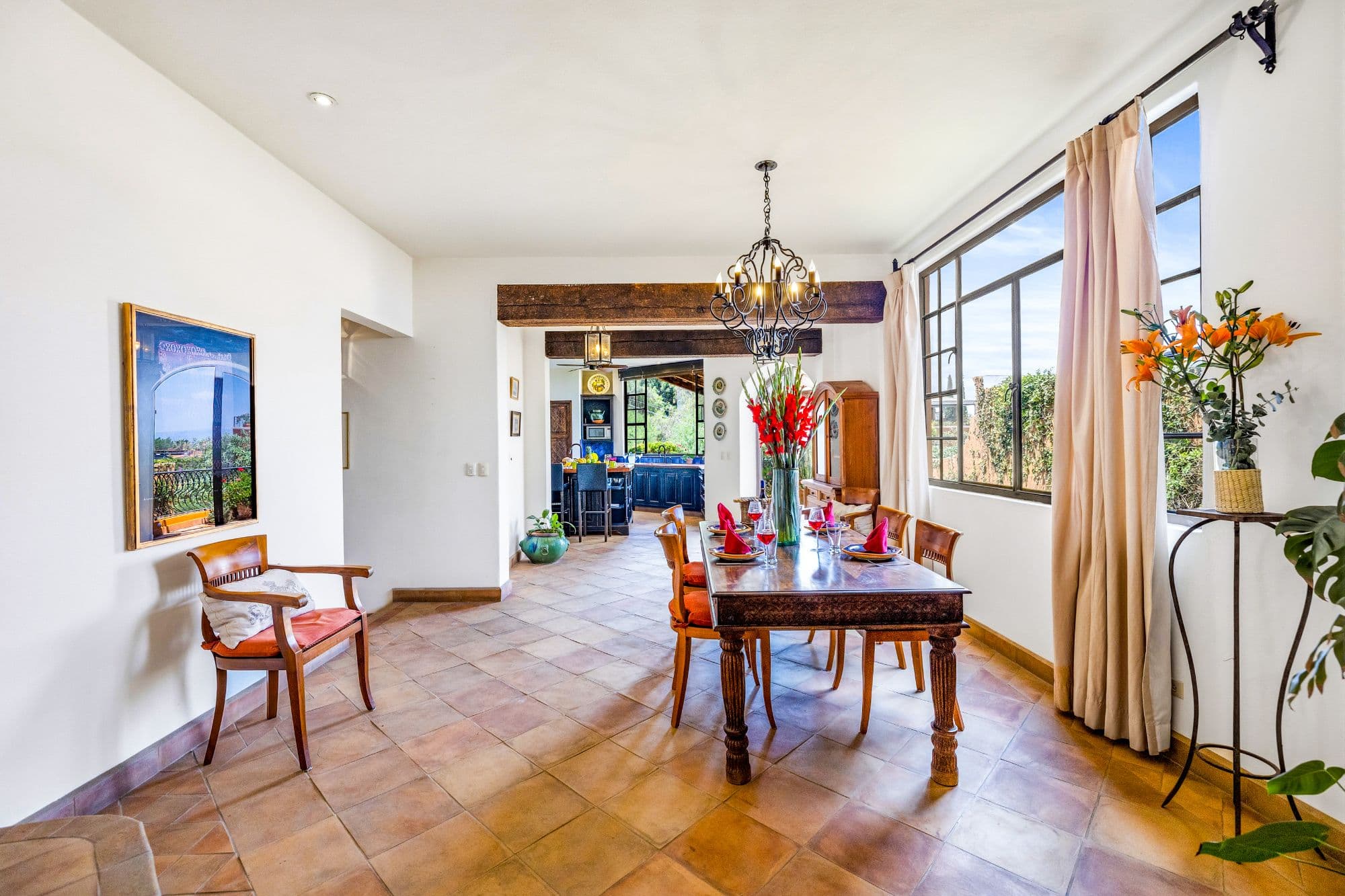 Casa Cascada — Ojo de Agua, San Miguel de Allende — photo 7 — luminous entertaining space, colonial elegance