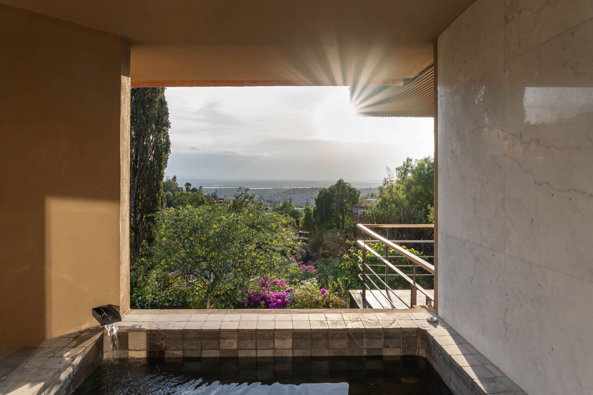 Casa Fuentes — Atascadero (Arcos de San Miguel), San Miguel de Allende — photo 15 — panoramic valley views, sun-drenched terrace