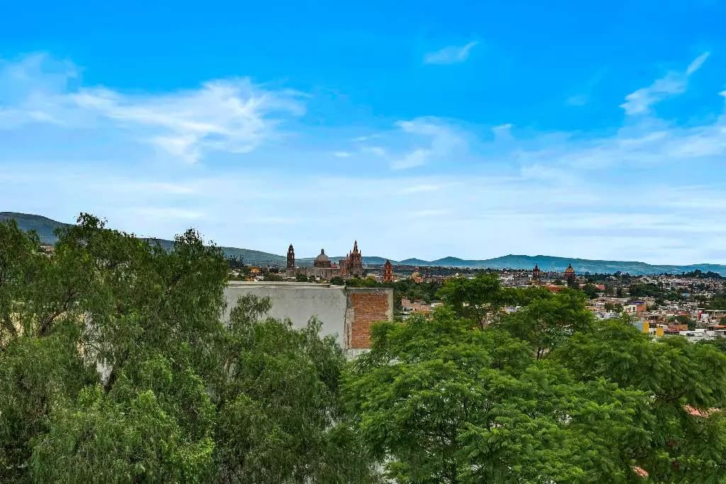 Casa Roka En El Obraje — El Obraje, San Miguel de Allende — photo 6 — panoramic colonial views, sunlit terrace