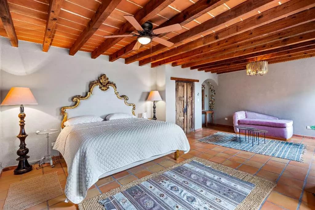 Casa Roka En El Obraje — El Obraje, San Miguel de Allende — photo 16 — rustic elegance meets refined comfort