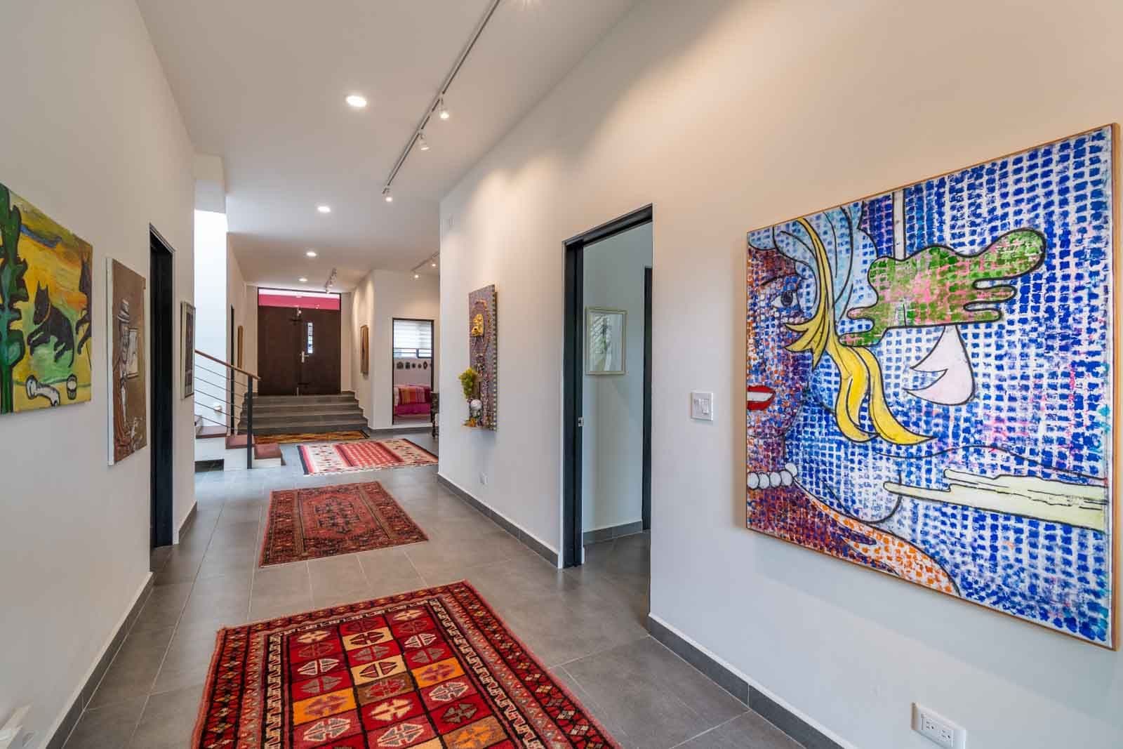 Contemporary Obraje — El Obraje, San Miguel de Allende — photo 2 — contemporary gallery hallway, curated artistry