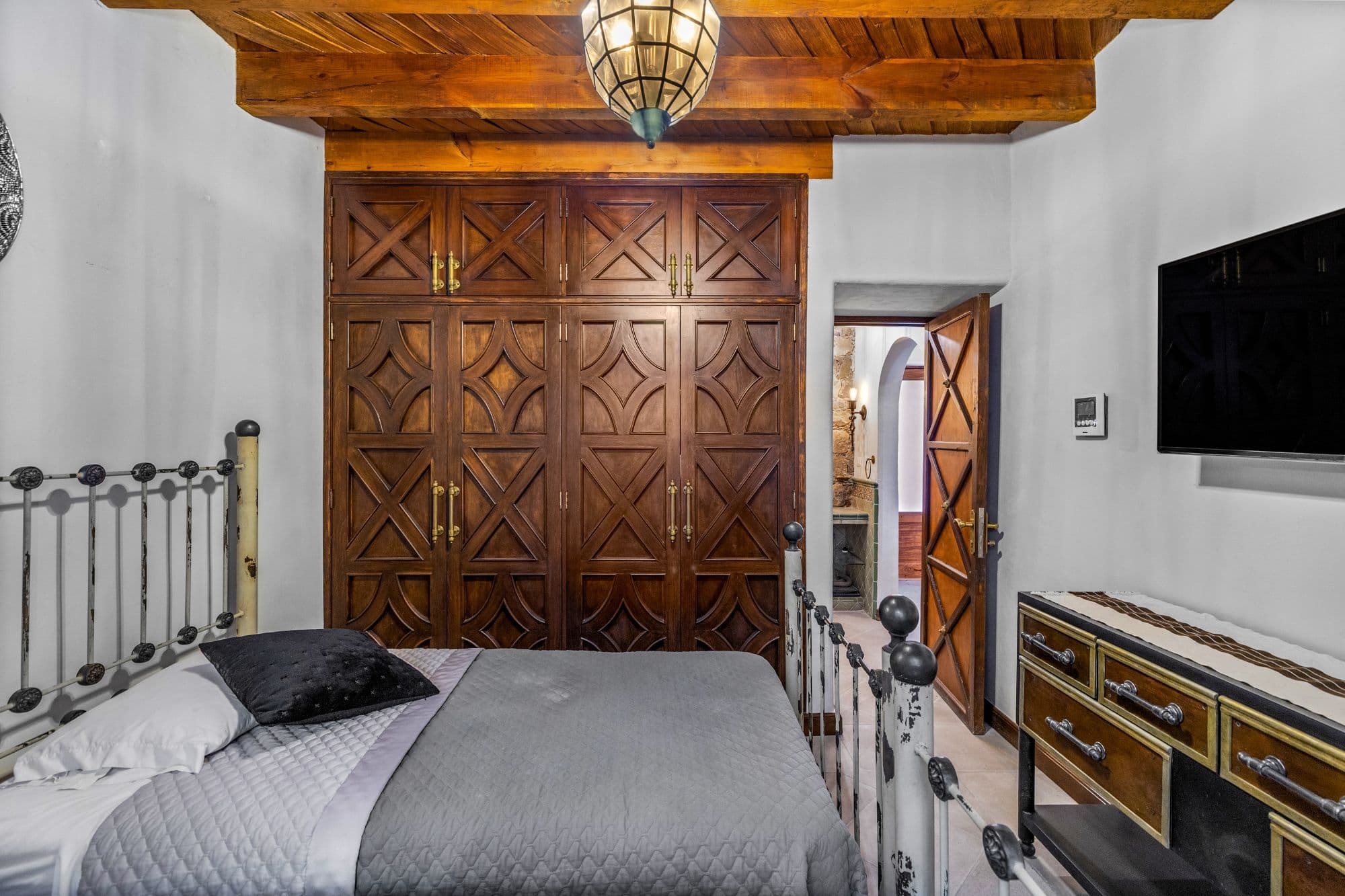 Casa Cocuchas — San Miguel de Allende Centro, San Miguel de Allende — photo 4 — rustic elegance meets colonial charm