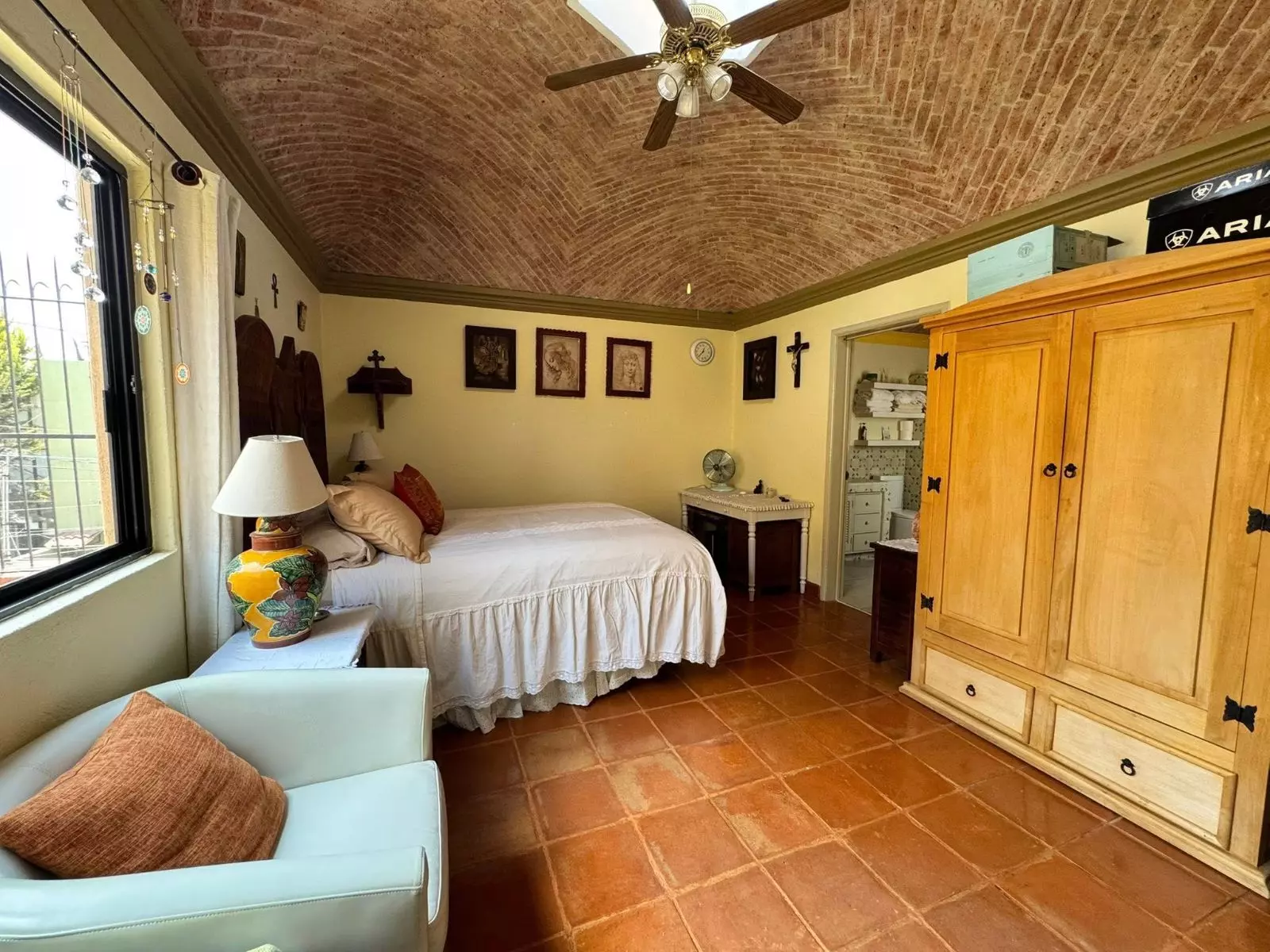 Casa Fuente del Moro — Atascadero (Arcos de San Miguel), San Miguel de Allende — photo 22 — charming colonial bedroom with authentic character