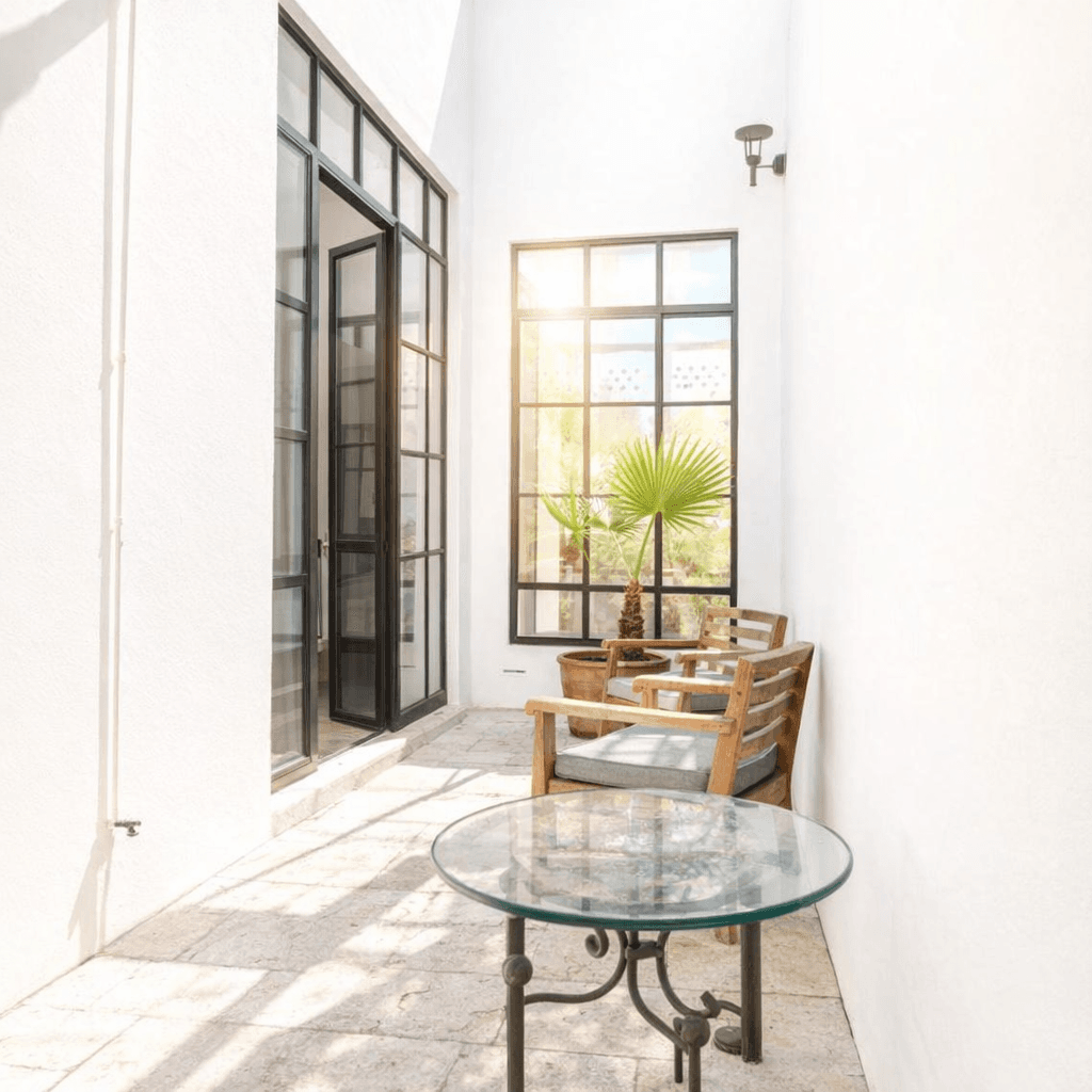 Breathtaking Casa Blanca — Guadiana, San Miguel de Allende — photo 19 — luminous courtyard, architectural elegance, verdant views