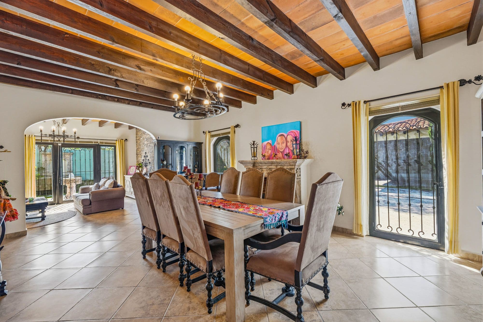 Casa Siqueiros Zirándaro — Zirándaro, San Miguel de Allende — photo 2 — elegant open-concept living, soaring wood beams