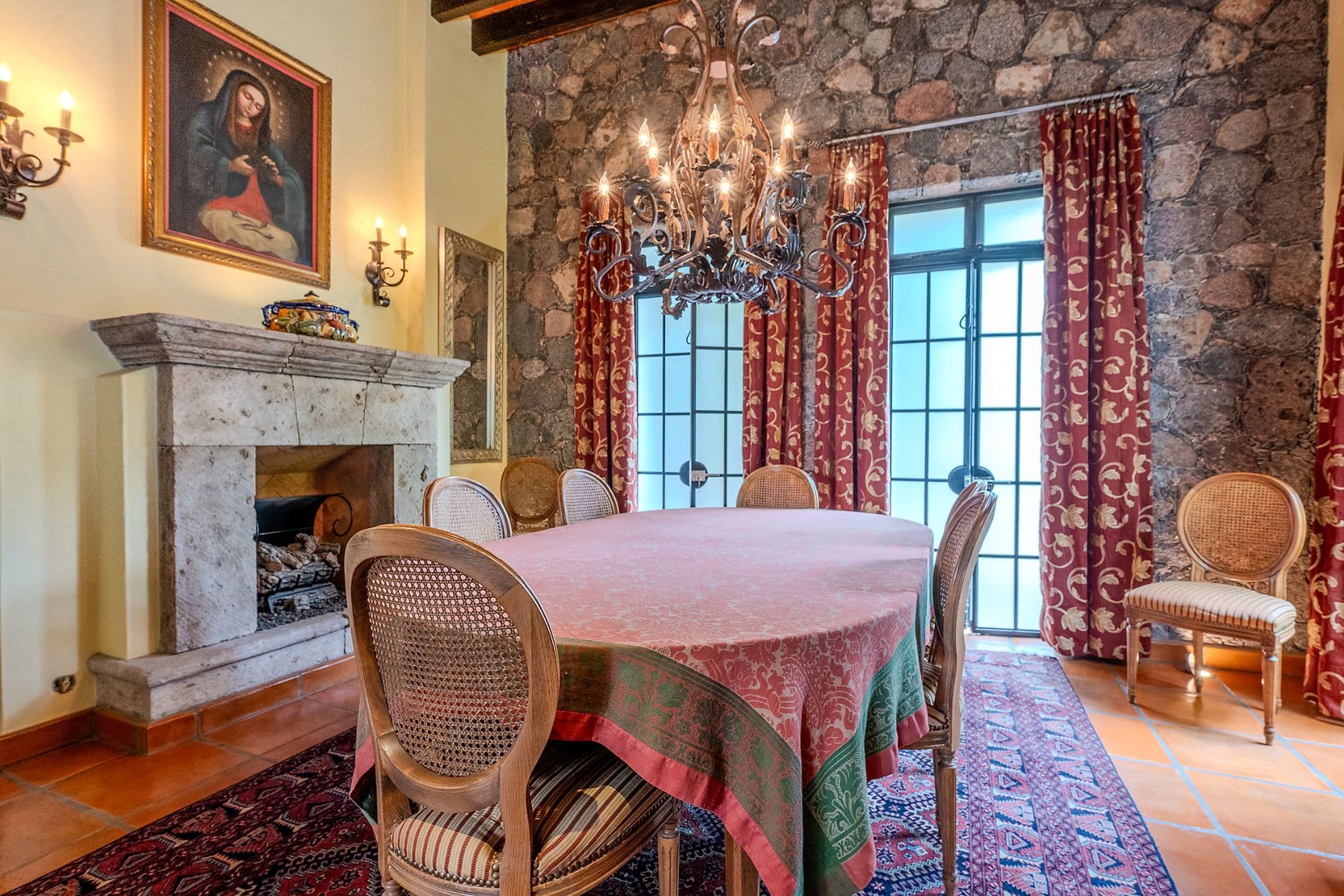 Casa Del Encanto — Guadiana, San Miguel de Allende — photo 14 — elegant colonial dining with rustic charm