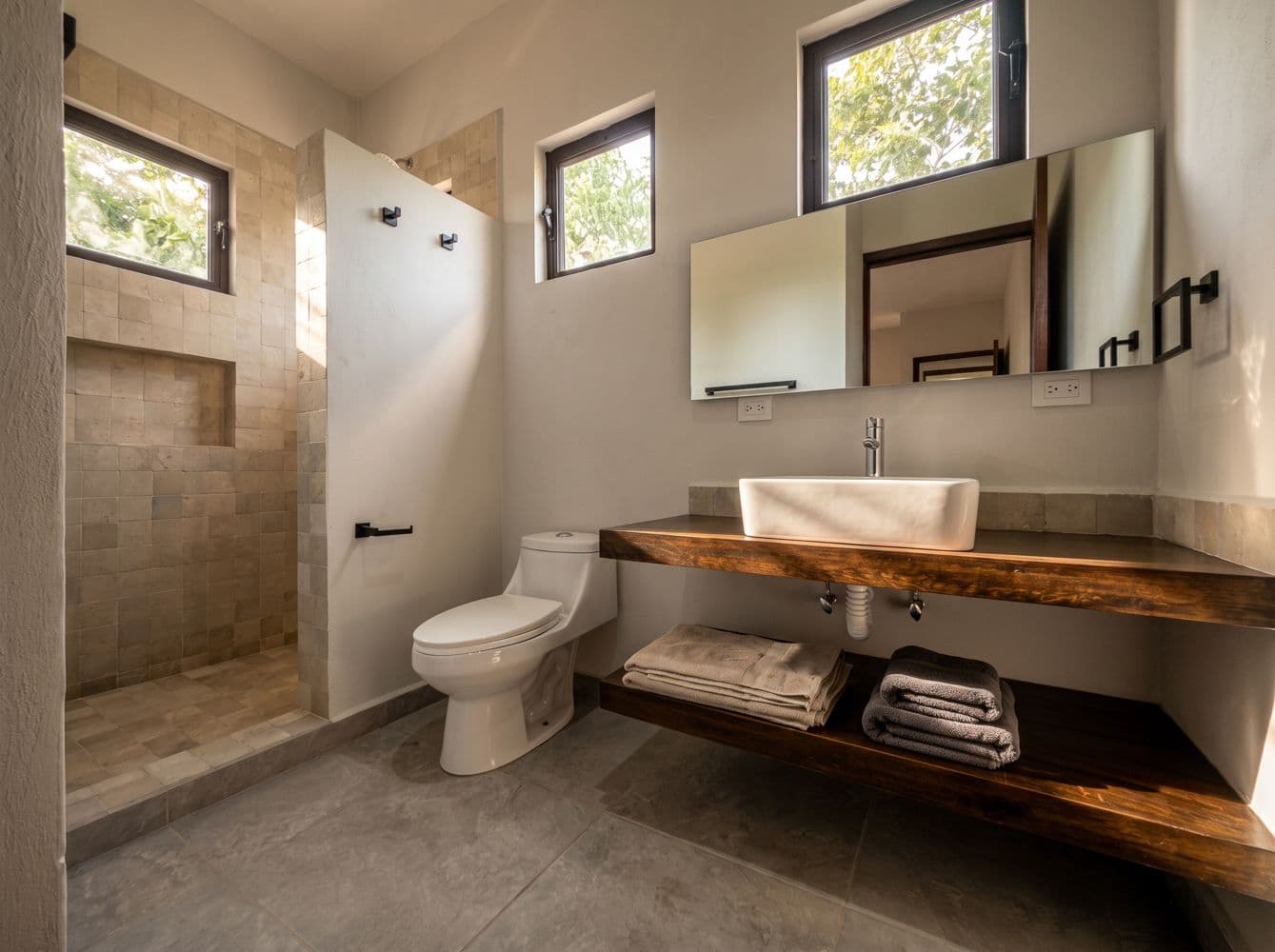 Casa Maple — Centro, San Miguel de Allende — photo 8 — spa-like sanctuary with natural illumination