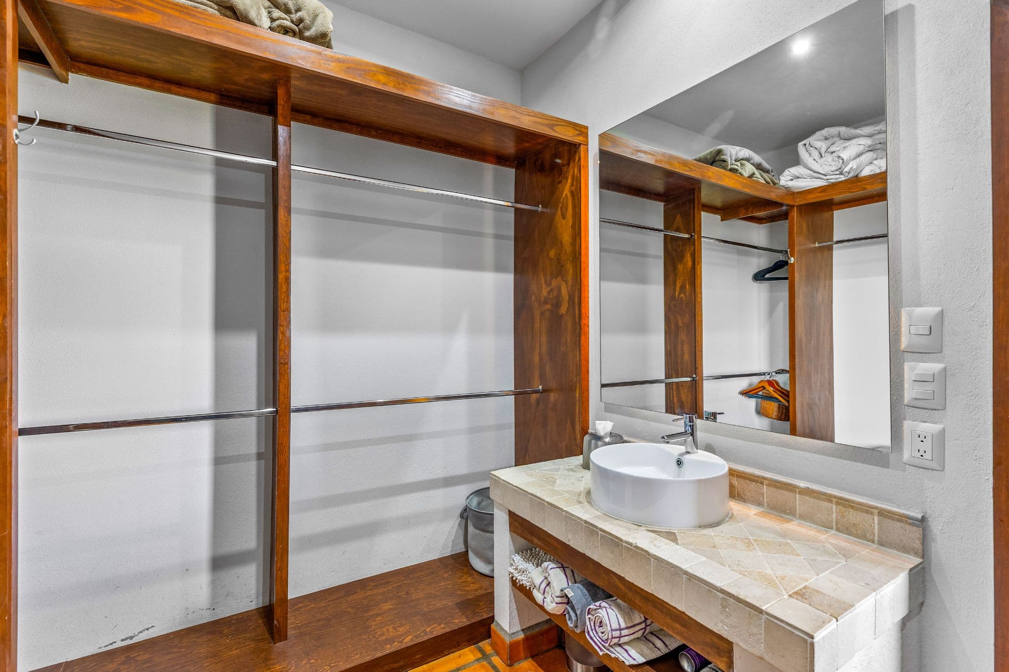 Condo Girasoles — San Miguel de Allende Centro, San Miguel de Allende — photo 13 — rustic elegance meets modern amenities