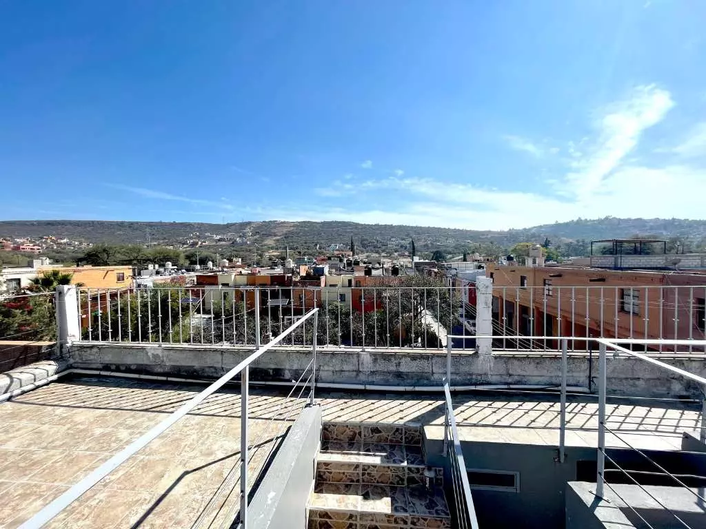 Condominio Info Allende — Aurora, San Miguel de Allende — photo 8 — panoramic hilltop views, sophisticated rooftop terrace