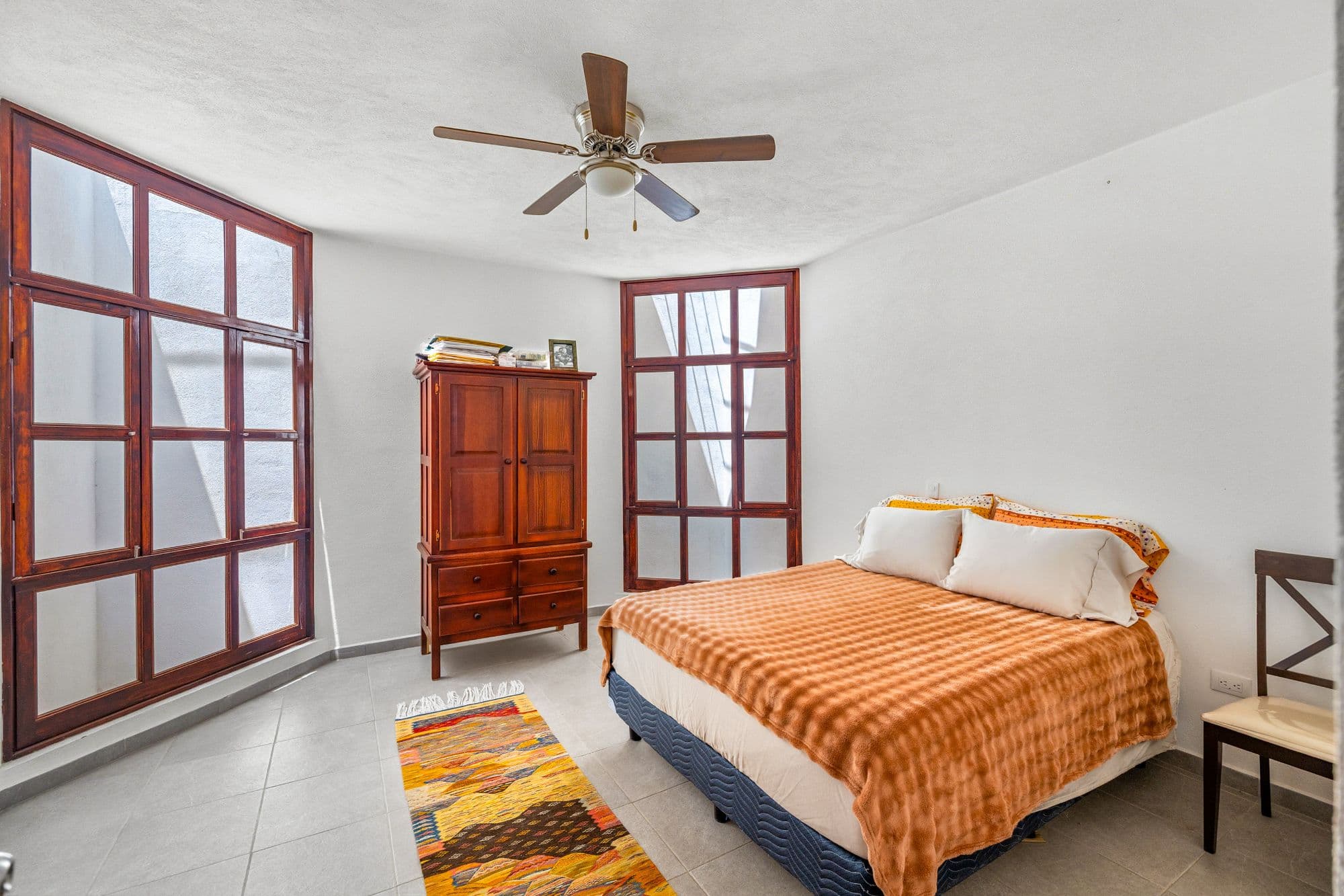 Departamentos San Rafael — San Rafael, San Miguel de Allende — photo 12 — bright, airy bedroom with authentic charm