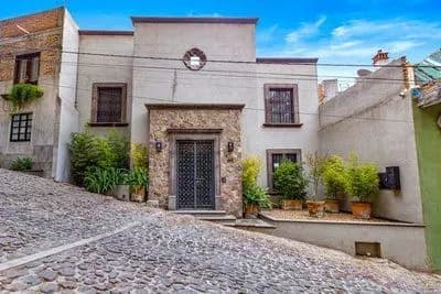 Casa Bamboo