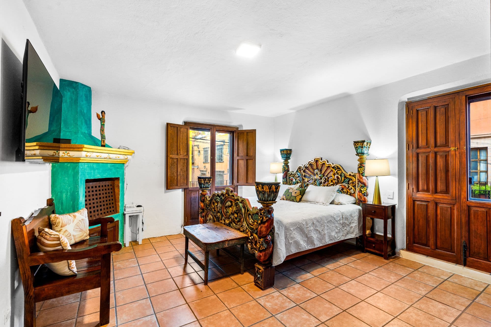 Casa Maria — San Miguel de Allende Centro, San Miguel de Allende — photo 20 — colorful colonial bedroom, authentic character