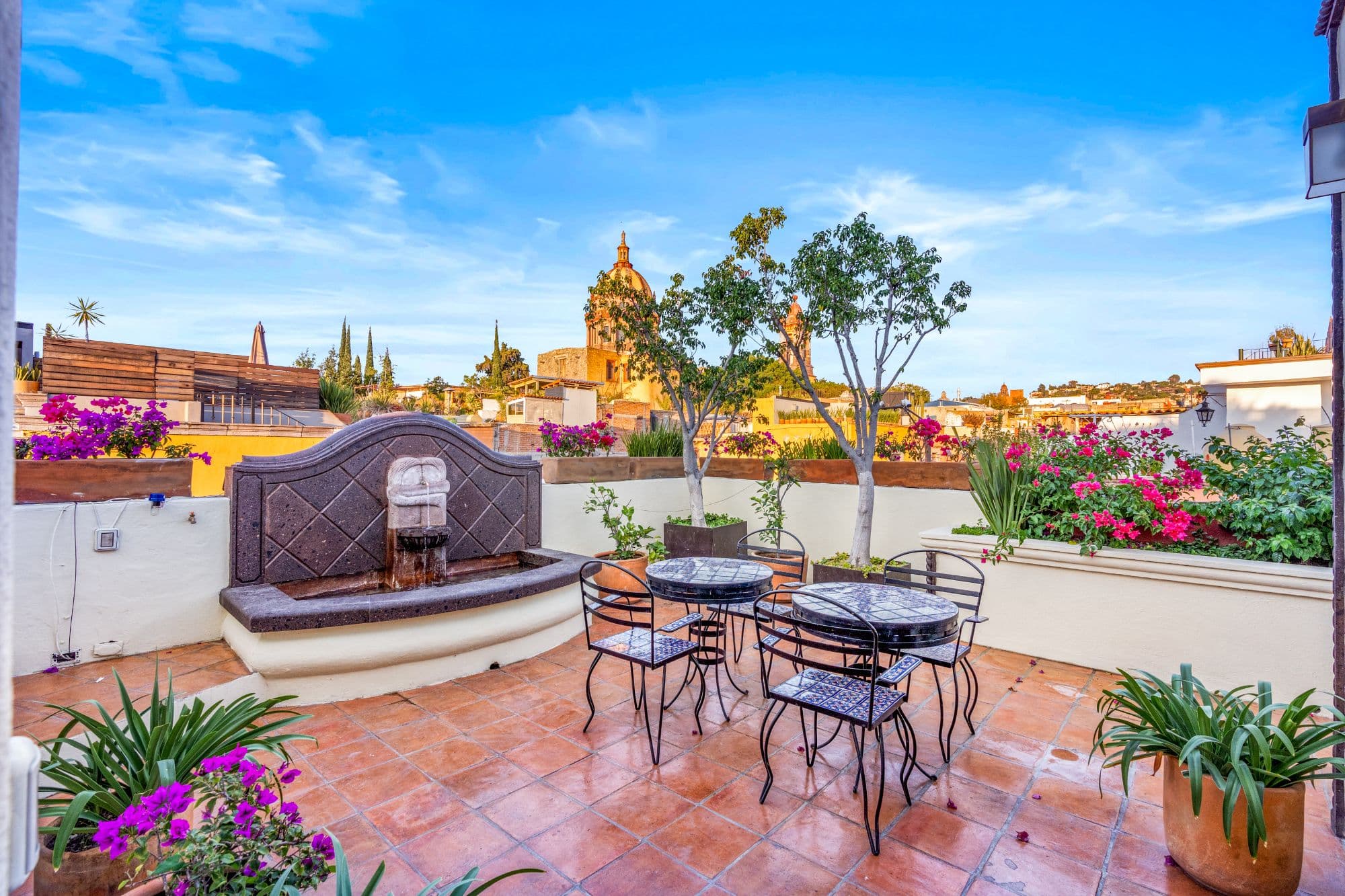 Casa Maria — San Miguel de Allende Centro, San Miguel de Allende — photo 4 — enchanting rooftop with colonial views