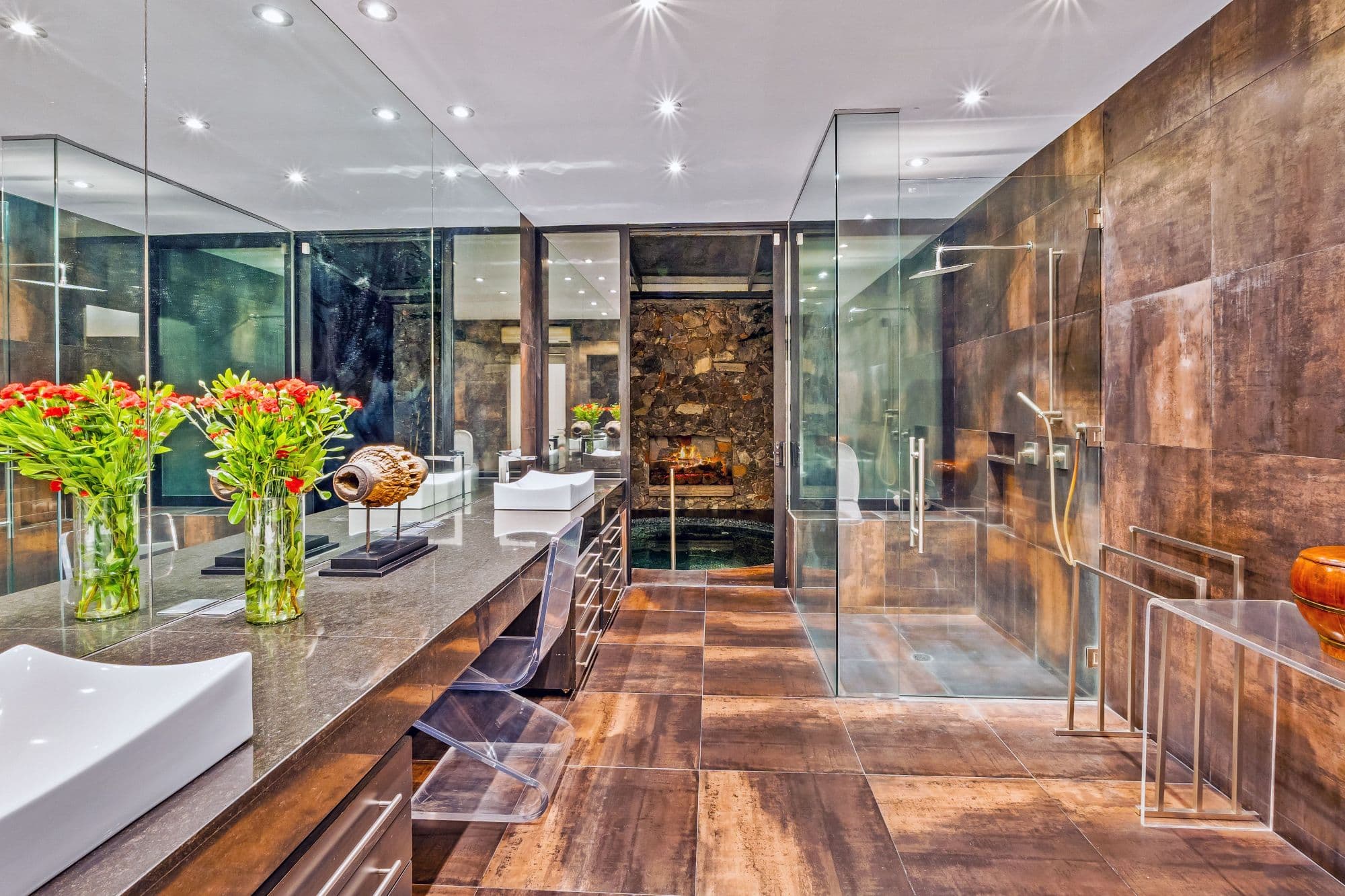 Casa Kent — Centro, San Miguel de Allende — photo 11 — spa-like primary bath with luxe finishes