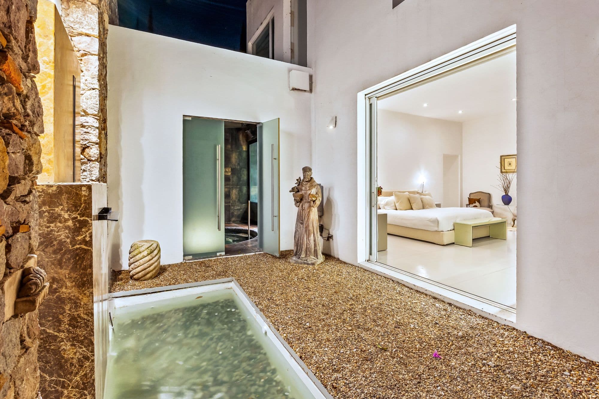 Casa Kent — Centro, San Miguel de Allende — photo 10 — serene courtyard oasis, spa-inspired elegance