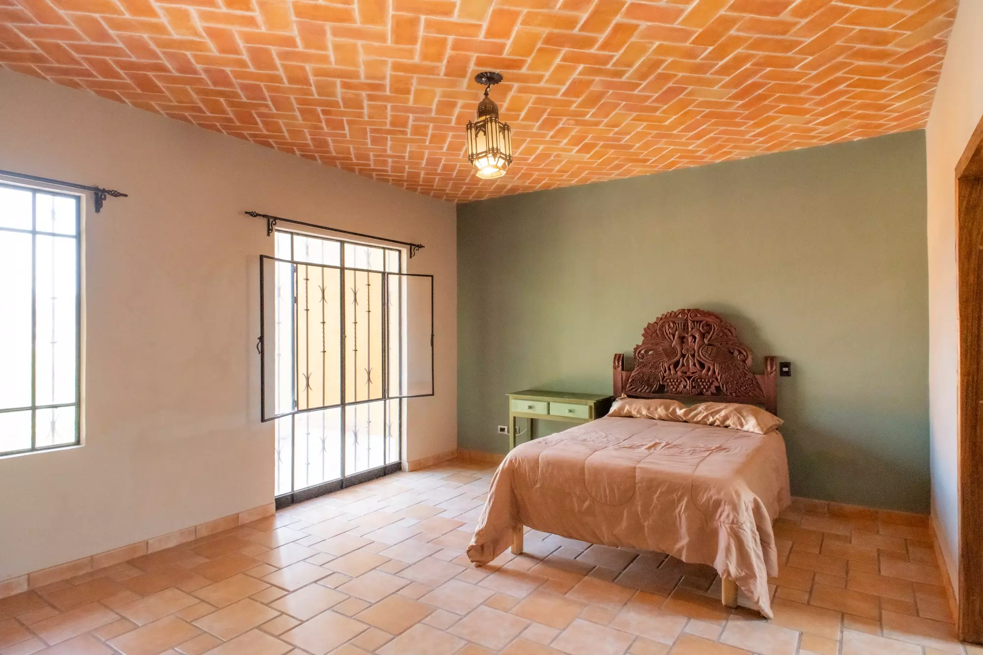 CASA LINDA — Lindavista, San Miguel de Allende — photo 3 — sunlit master suite, rustic elegance