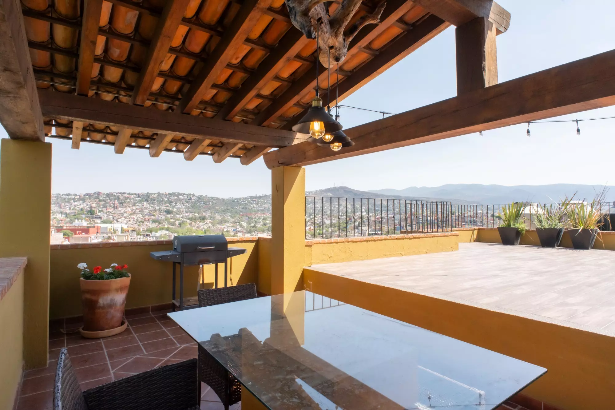 CASA LINDA — Lindavista, San Miguel de Allende — photo 23 — panoramic views, rustic elegance, entertainer's paradise