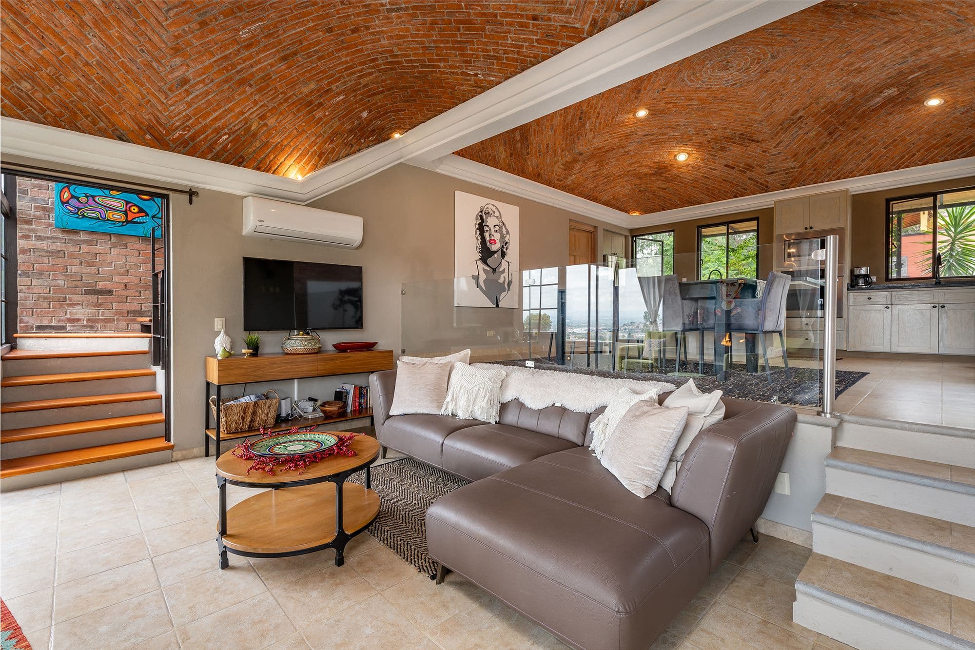 Casa Esplendida — Ojo de Agua, San Miguel de Allende — photo 8 — stunning modern living with panoramic views
