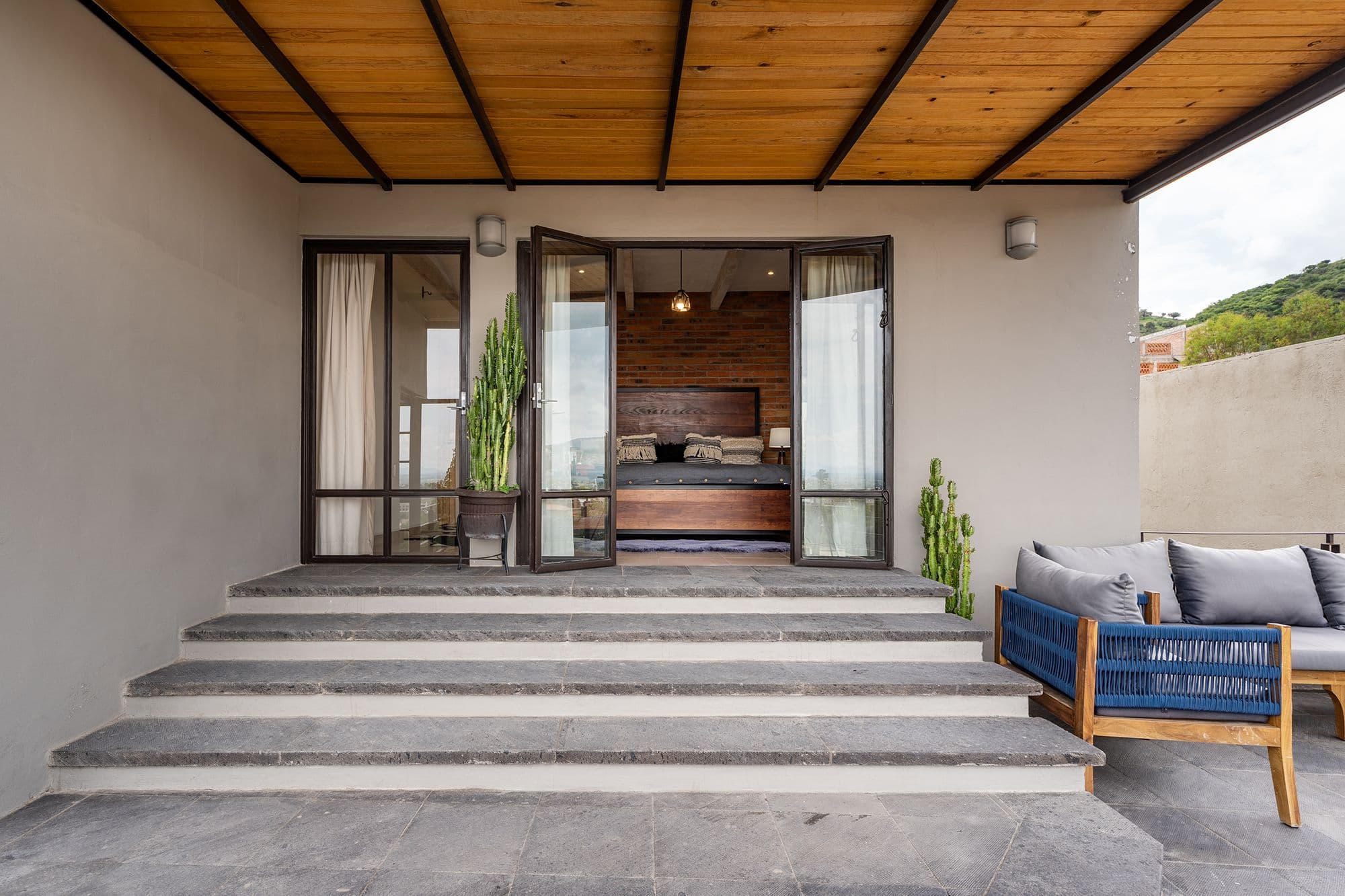 Casa Esplendida — Ojo de Agua, San Miguel de Allende — photo 3 — serene bedroom retreat, seamless indoor-outdoor living