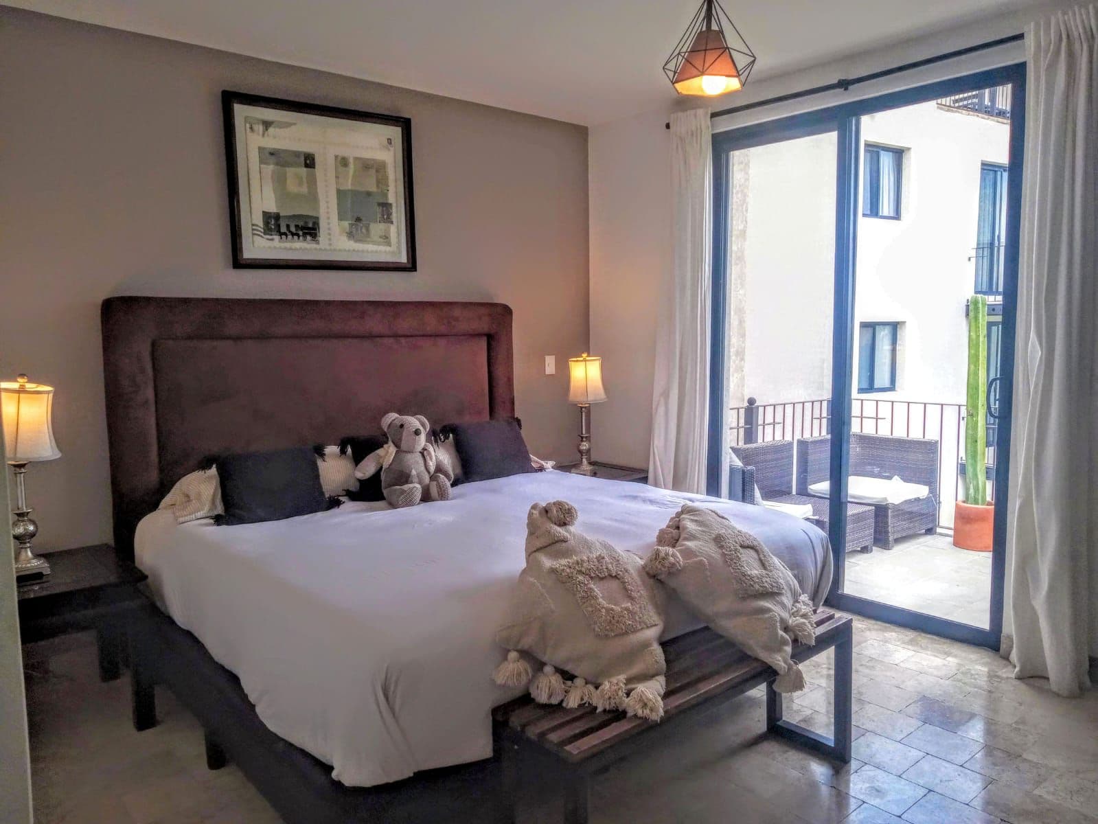 Villa Mila — La Luminaria, San Miguel de Allende — photo 7 — luxurious bedroom with balcony views