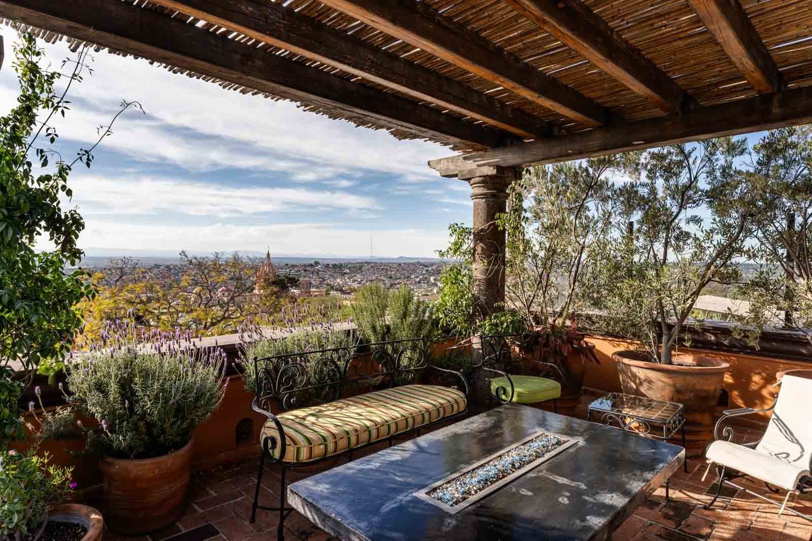 Casa Bella Vita — Centro, San Miguel de Allende — photo 26 — panoramic city views, rustic elegance