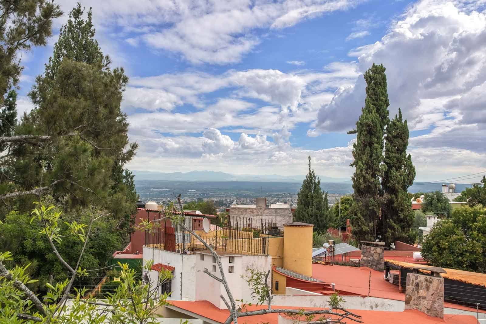 Casa Vista del Cielo — Atascadero (Arcos de San Miguel), San Miguel de Allende — photo 21 — panoramic valley views, terracotta charm