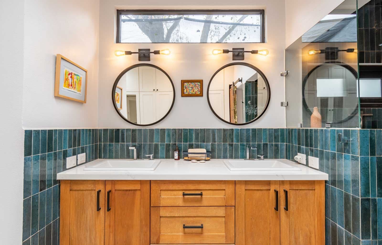 Casa Vista del Cielo — Atascadero (Arcos de San Miguel), San Miguel de Allende — photo 10 — spa-inspired dual vanity sanctuary