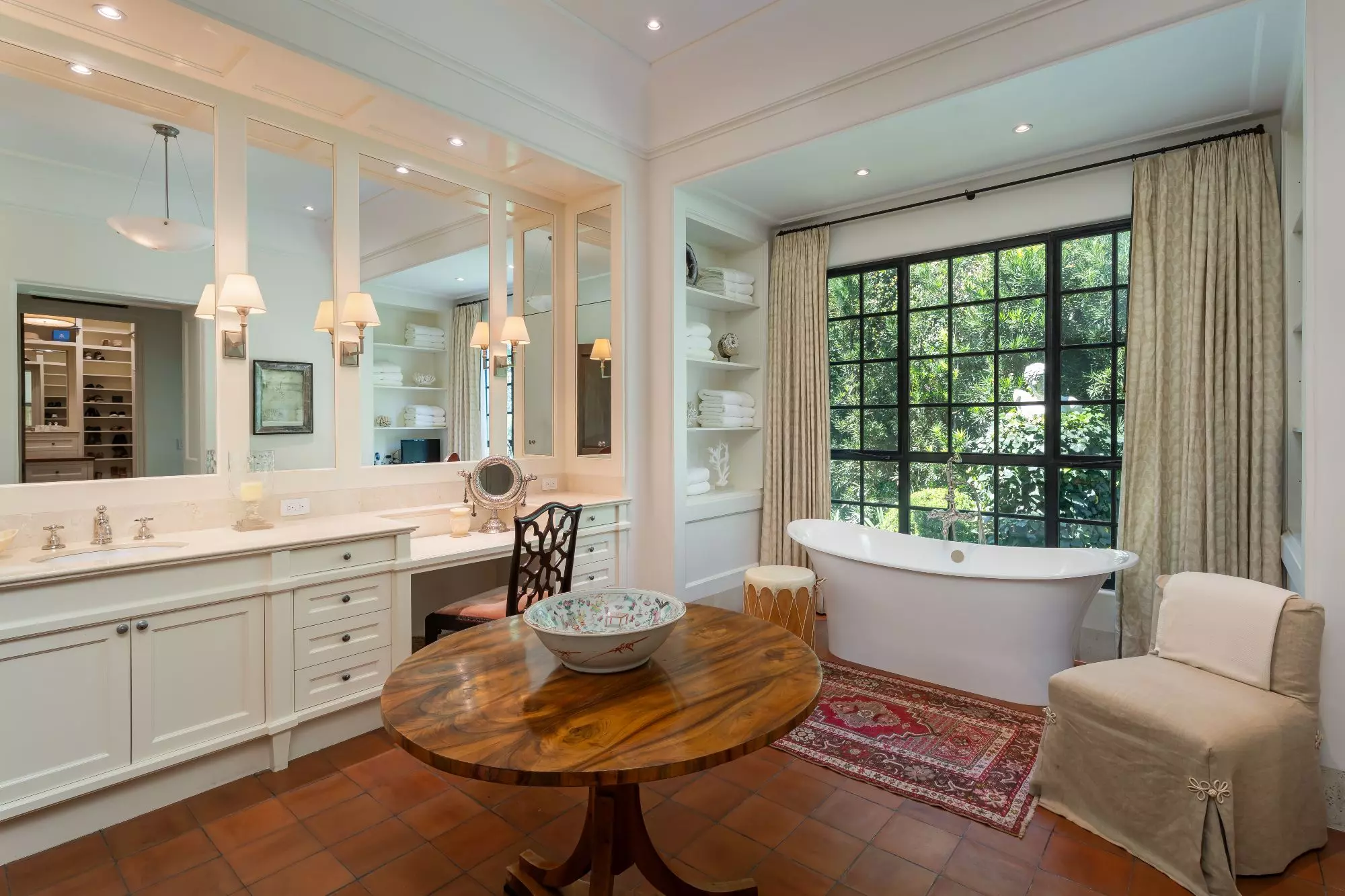 Casa Sienna — Atascadero (Arcos de San Miguel), San Miguel de Allende — photo 3 — spa-like luxury master bath retreat