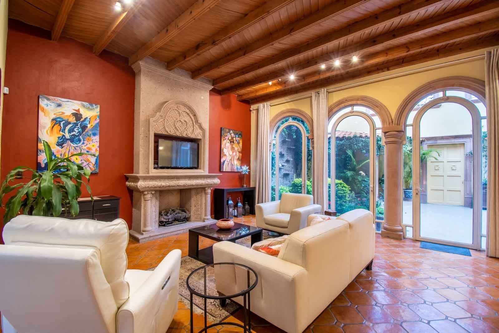 CASA ARCO de LUZ — Guadalupe, San Miguel de Allende — photo 5 — elegant colonial living, stunning arched views