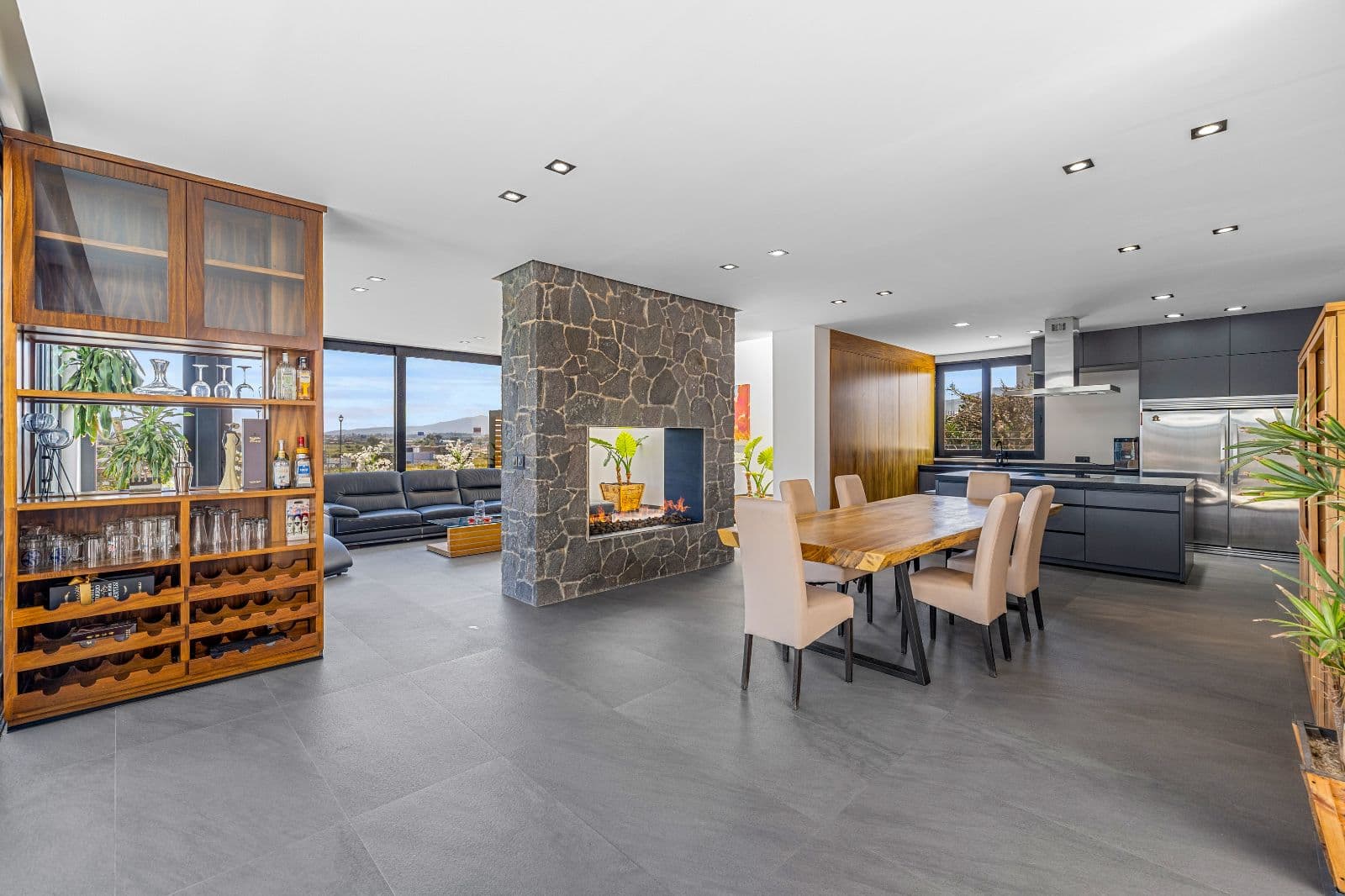 The Dream House — Zirándaro, San Miguel de Allende — photo 6 — contemporary luxury open-concept living elegance