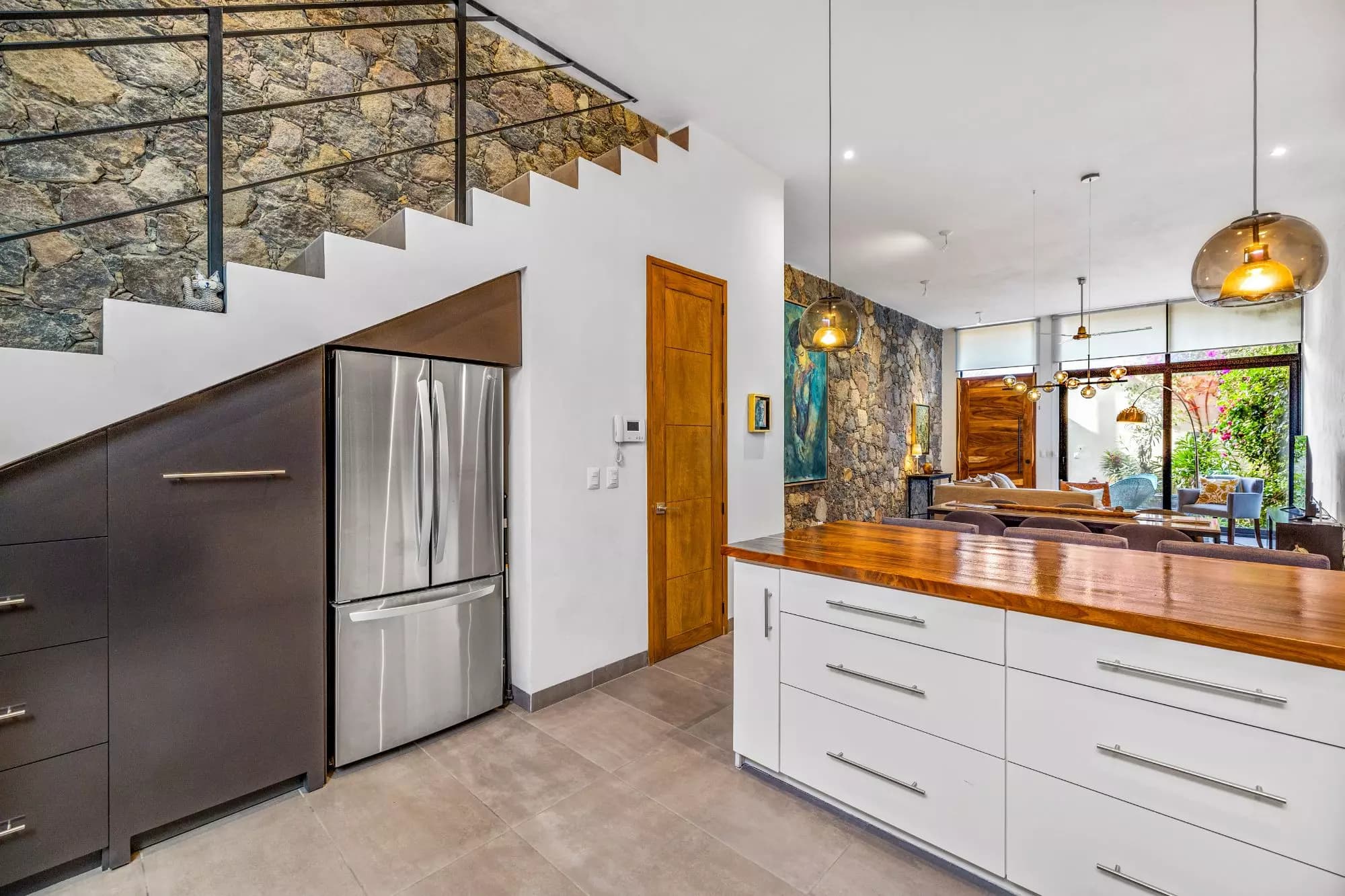 Casa Nochevieja — Guadalupe, San Miguel de Allende — photo 12 — contemporary elegance meets rustic charm