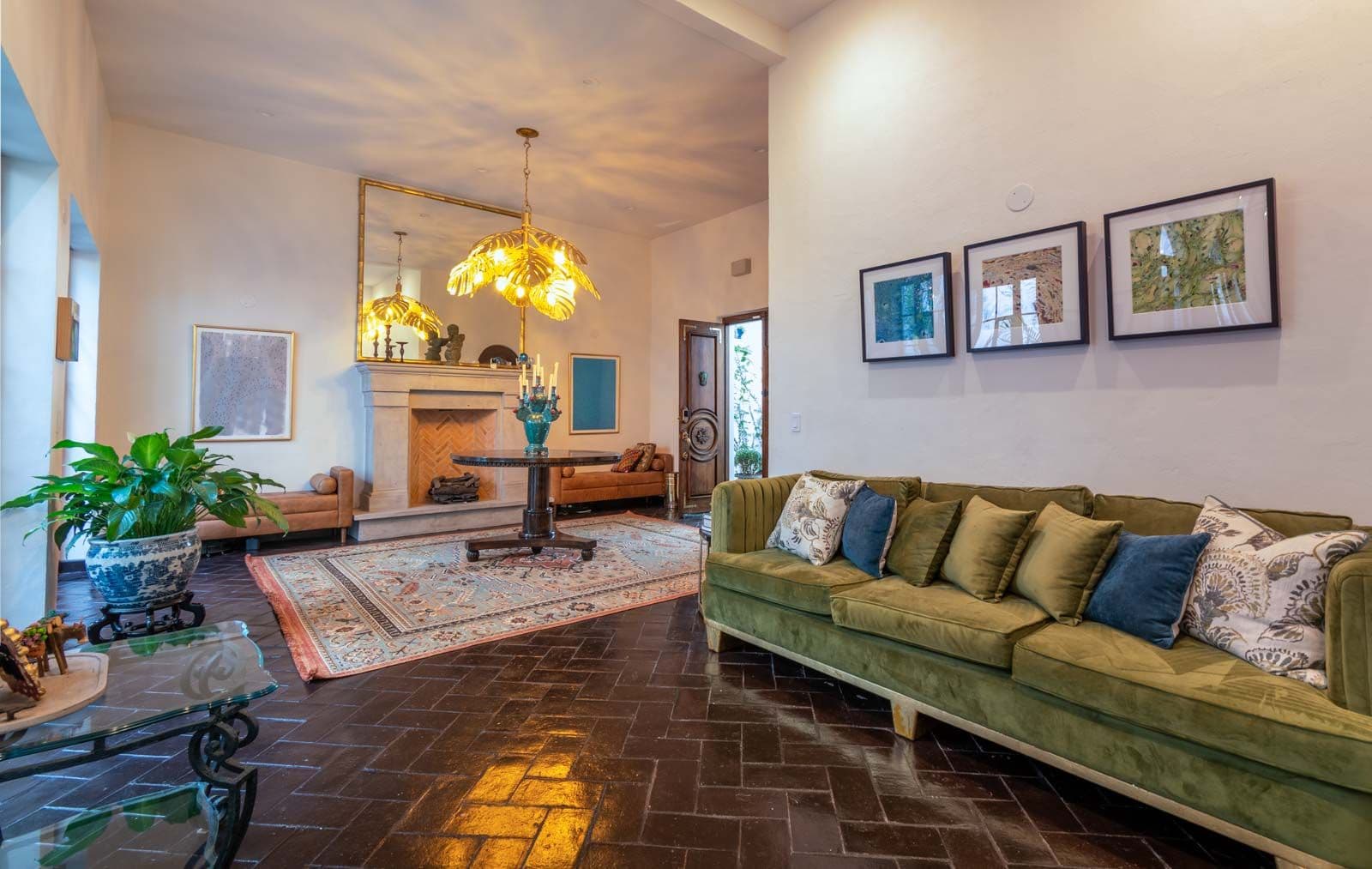 Casa Jacaranda — Guadiana, San Miguel de Allende — photo 4 — elegant living with golden afternoon light